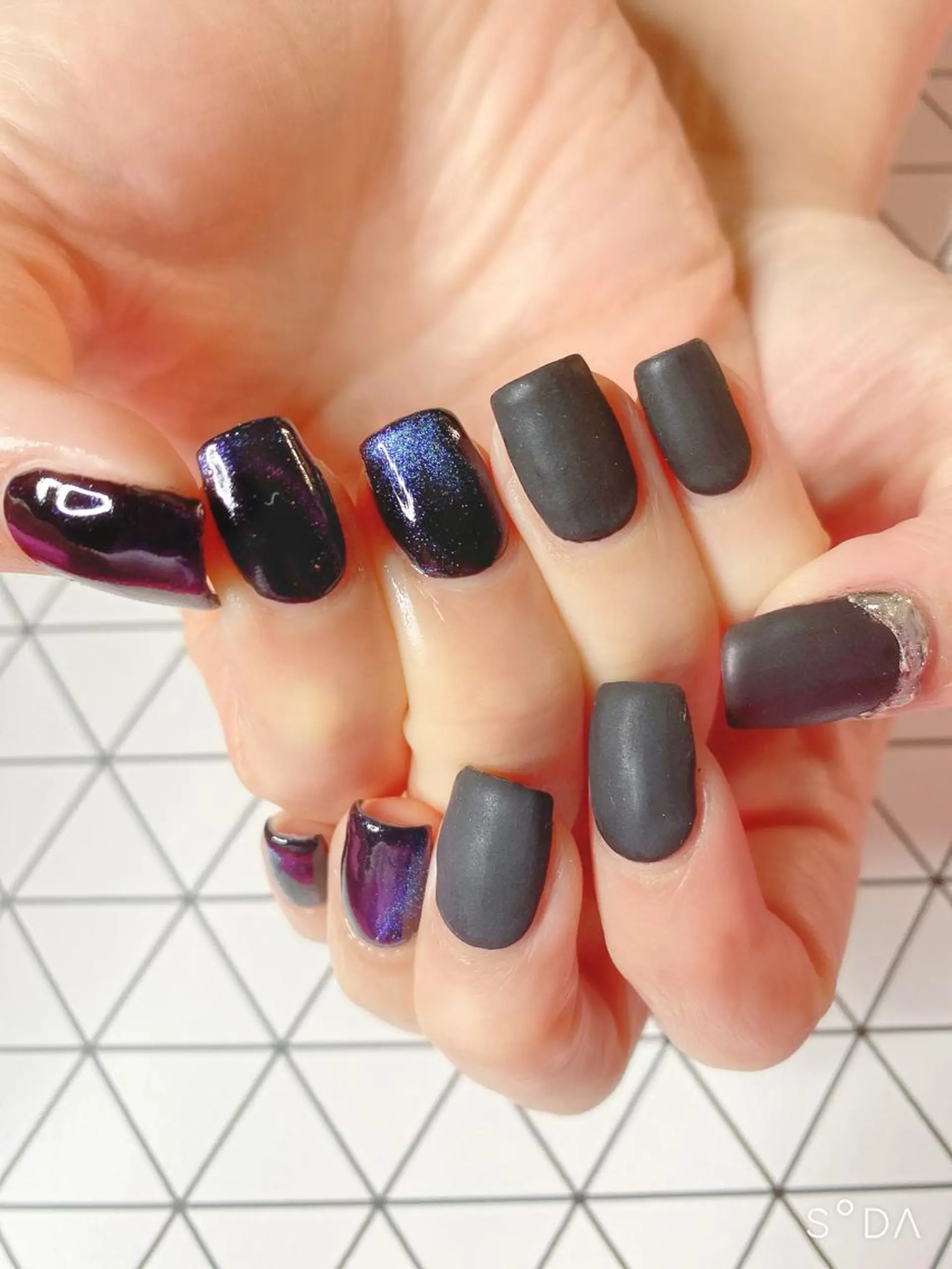 ネイル Mizuliネイル 眉毛メイクのサロンのネイルデザイン