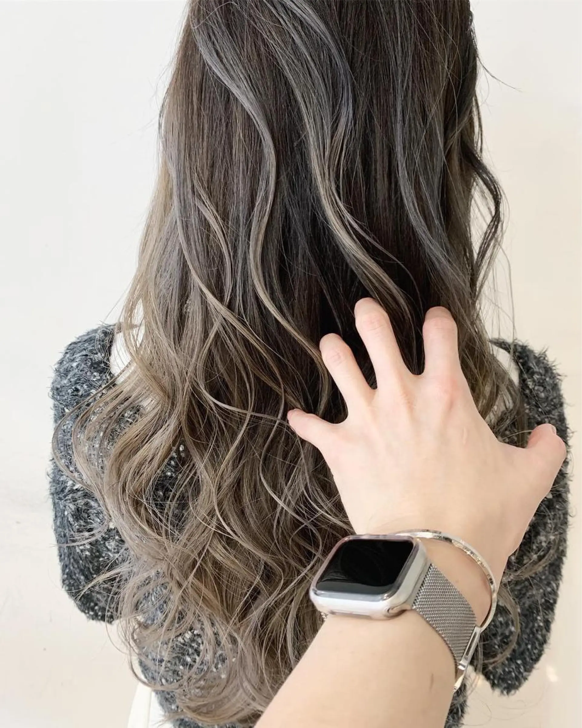 ロング カラー パーマ ヘアアレンジ 【公式】amble luxe池袋東口🩷のヘアスタイル