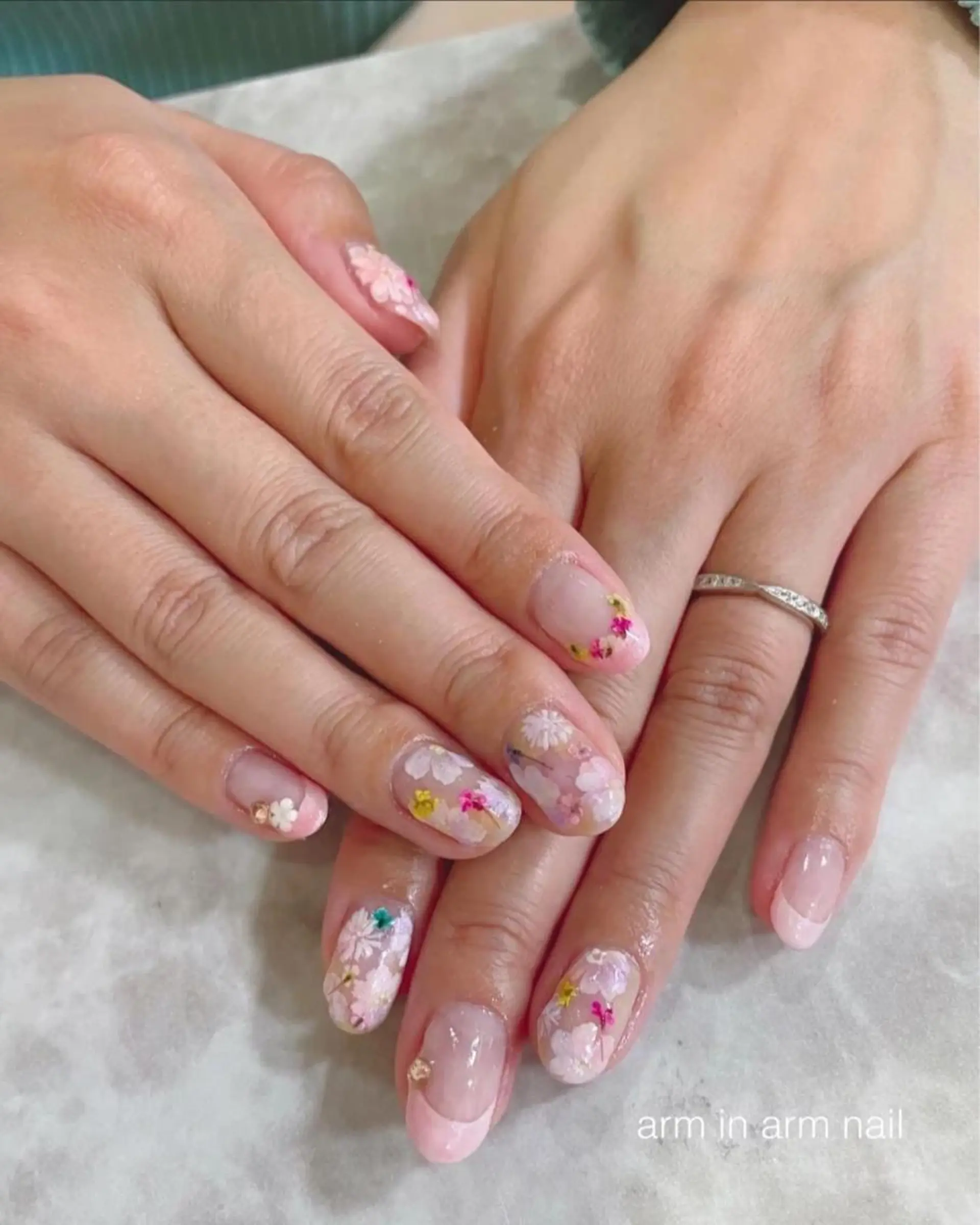 ネイル arm in arm ︎✿Yamamotoのマツエク・マツパデザイン