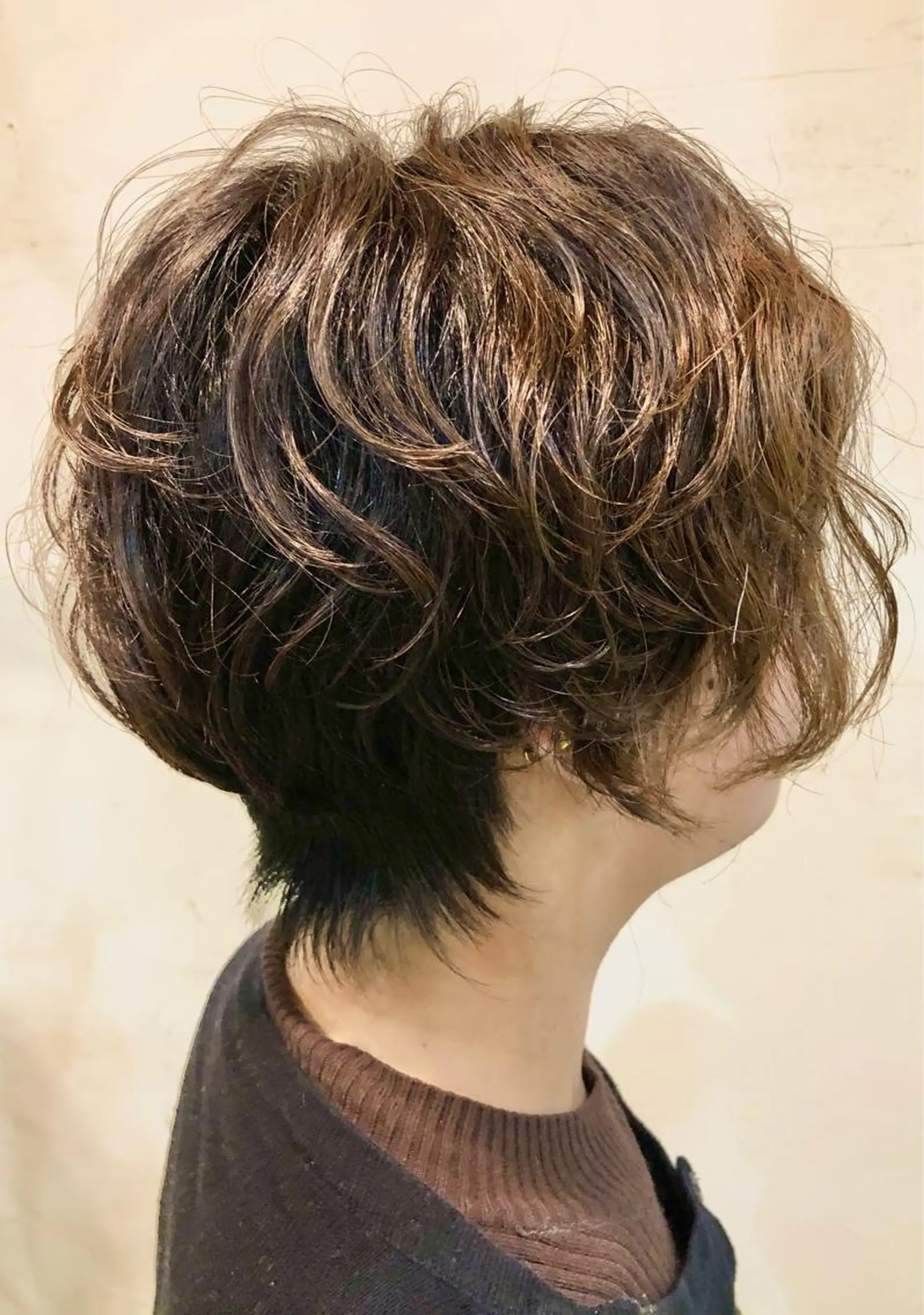 ショート パーマ 西村 晃一のヘアスタイル