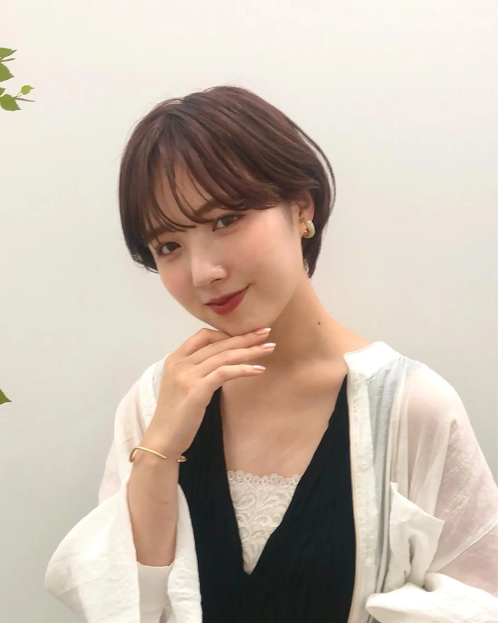 ショート 山本 佳奈のヘアスタイル