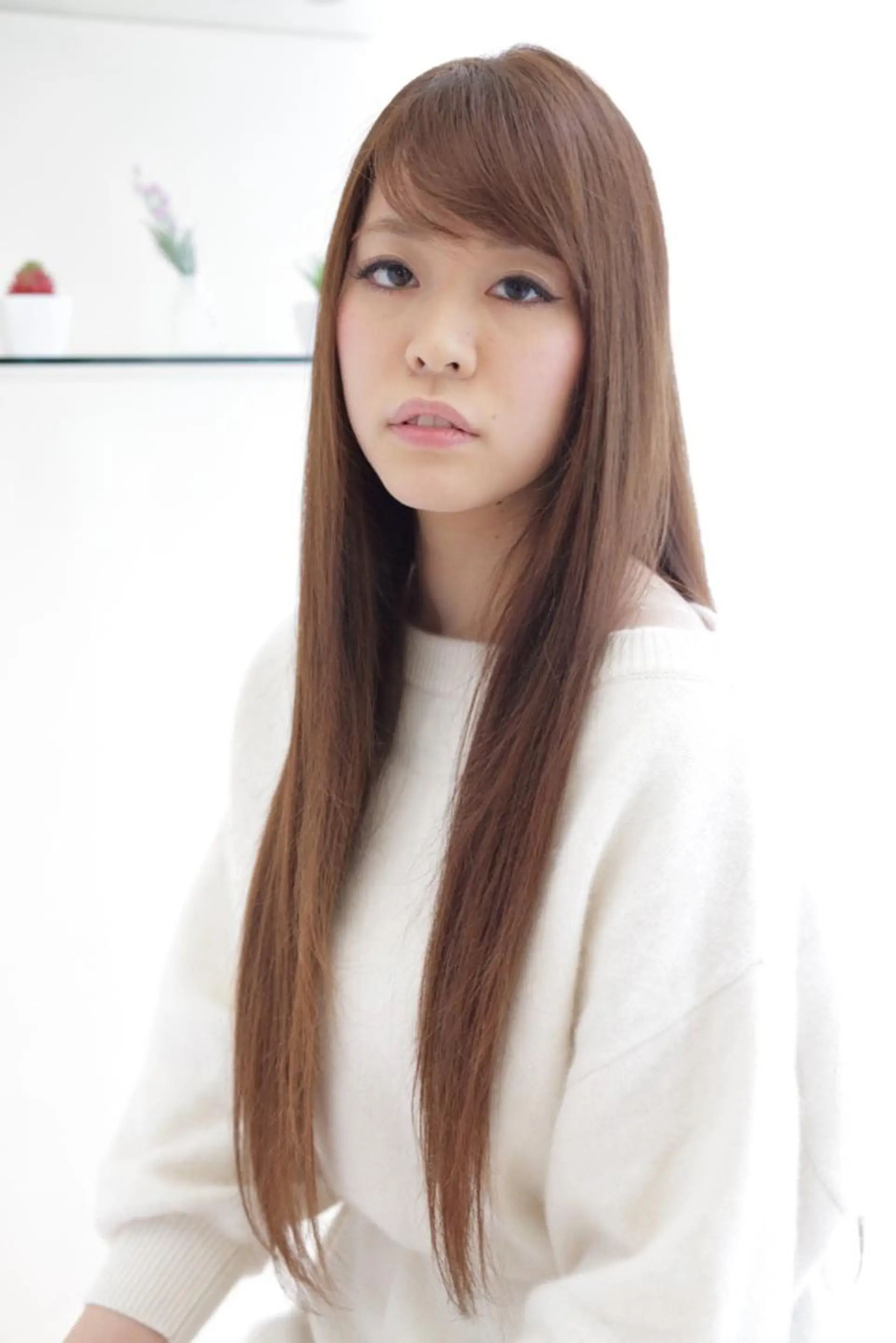 ロング カラー ベージュカラー 透明感カラー ReMix 新宿店所属・タジマ ヤスヒサのヘアスタイル