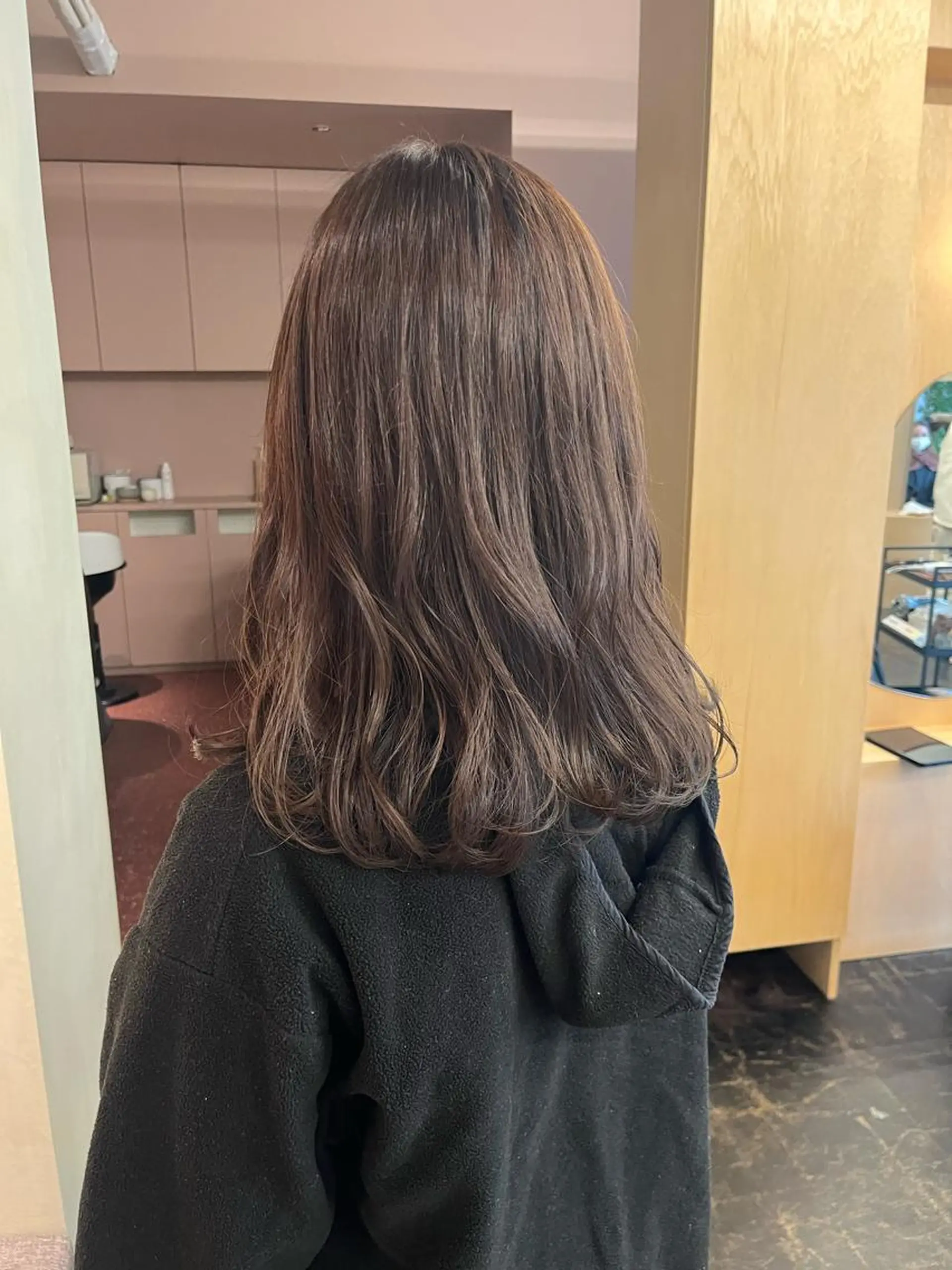 セミロング 西山 紗耶香🪽 透明感カラー/ボブのヘアスタイル