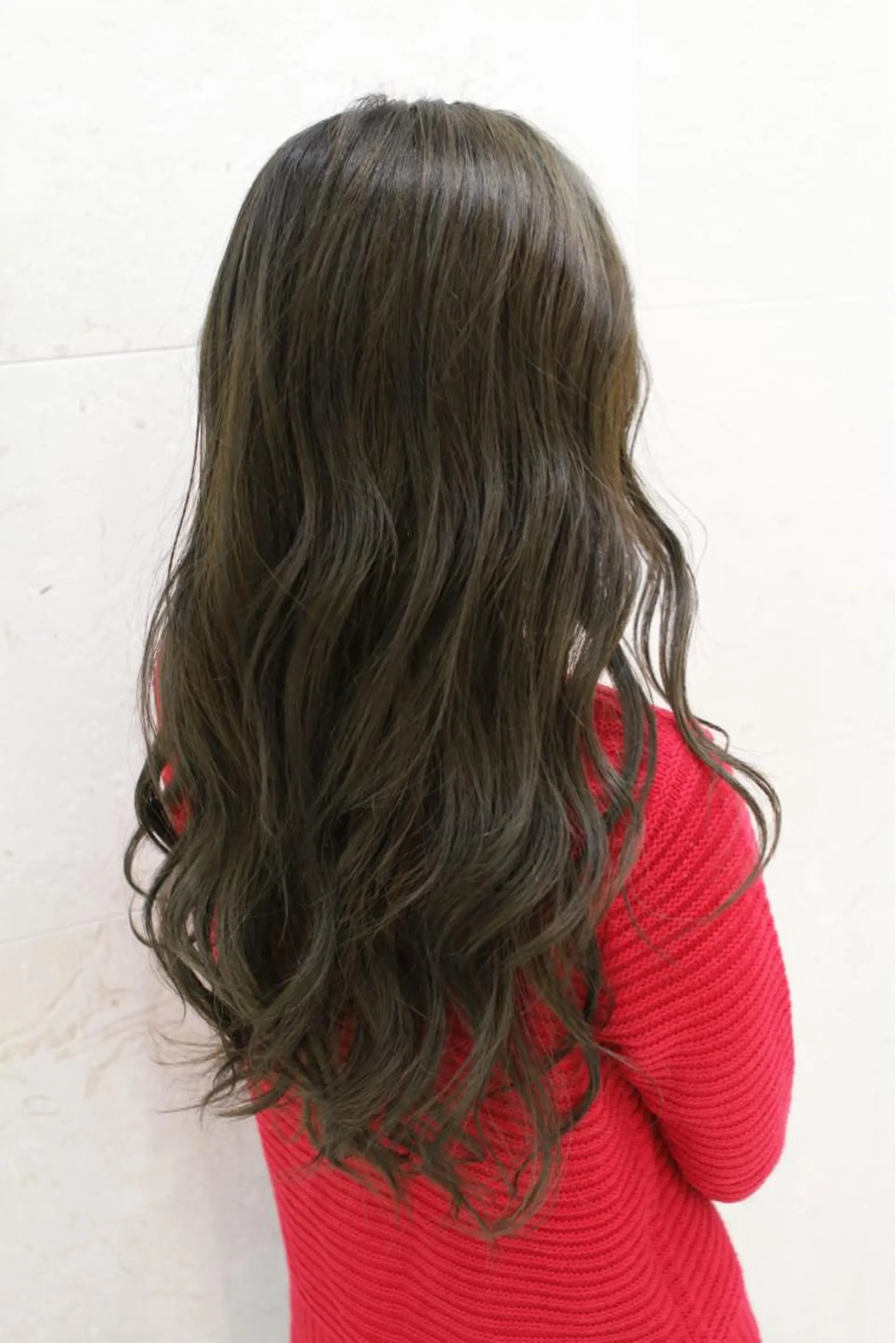 ロング カラー ダブルカラー グレージュ 斉藤 貴也のヘアスタイル