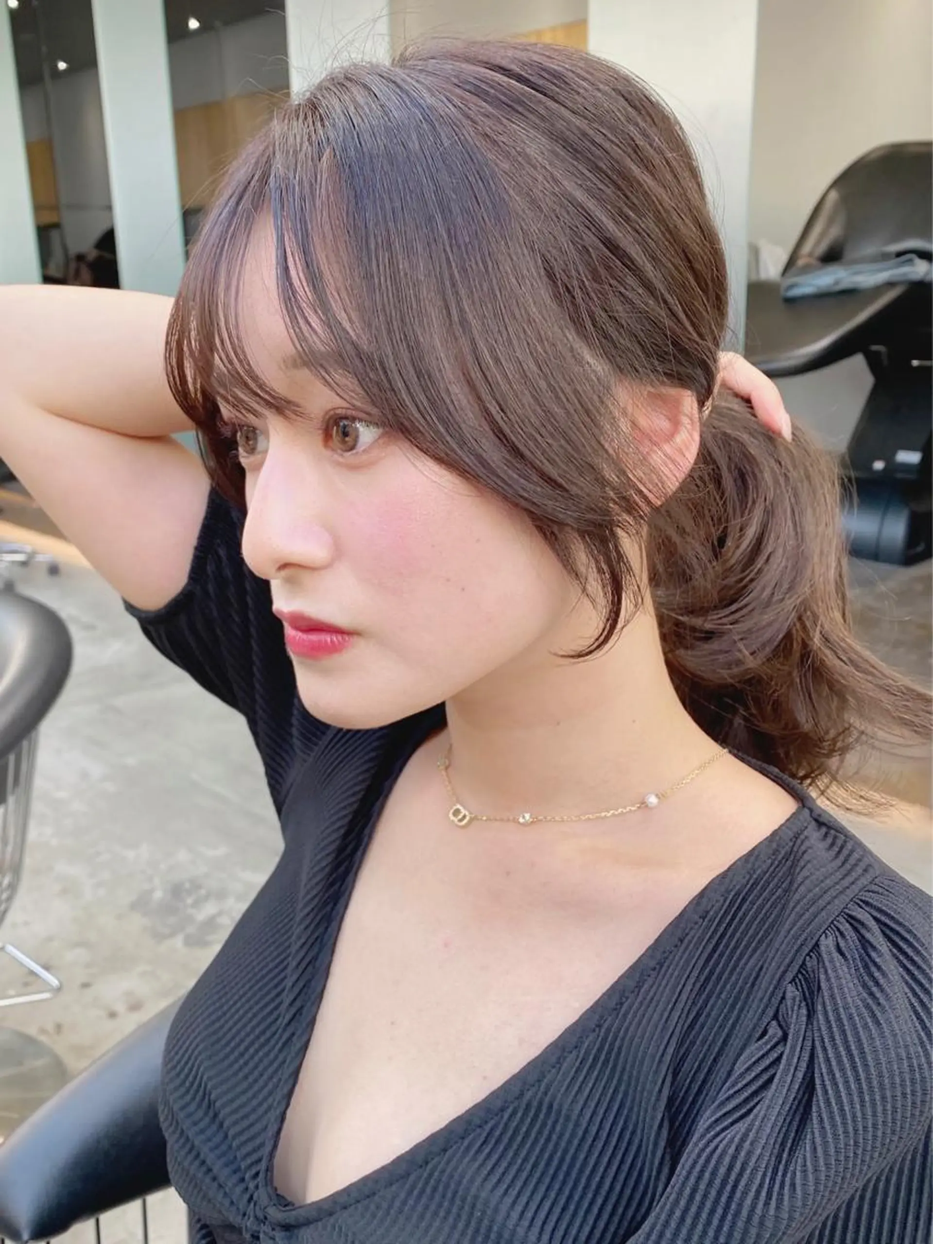 セミロング カット ヘアカラー トリートメント 山本翔一郎 韓国顔周りレイヤーのヘアスタイル