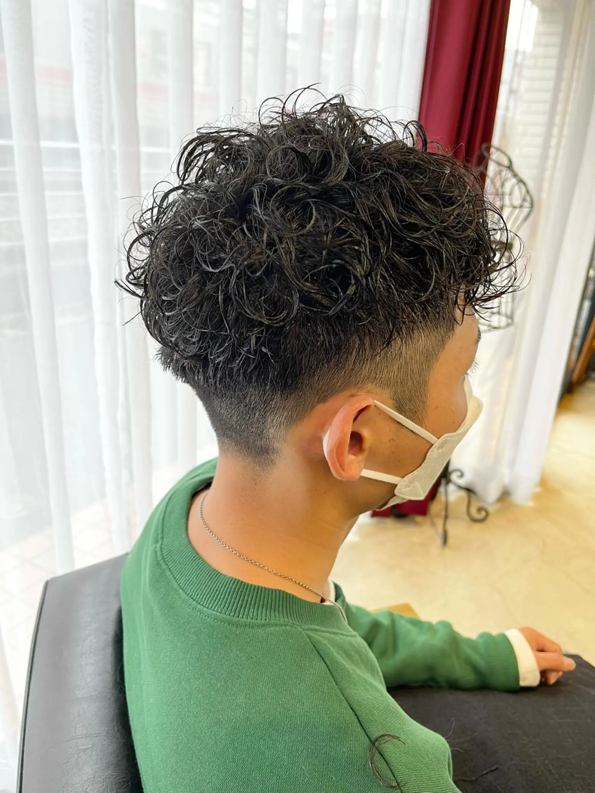 ショート パーマ メンズ スペインカール パーマ特化美容師 mikuのヘアスタイル