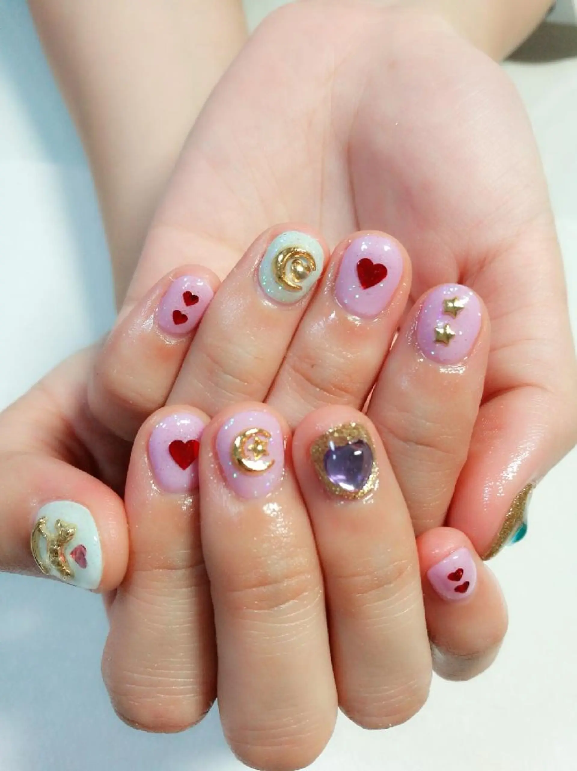 ネイル VIOLUS所属・VIOLUS 関目のネイルデザイン