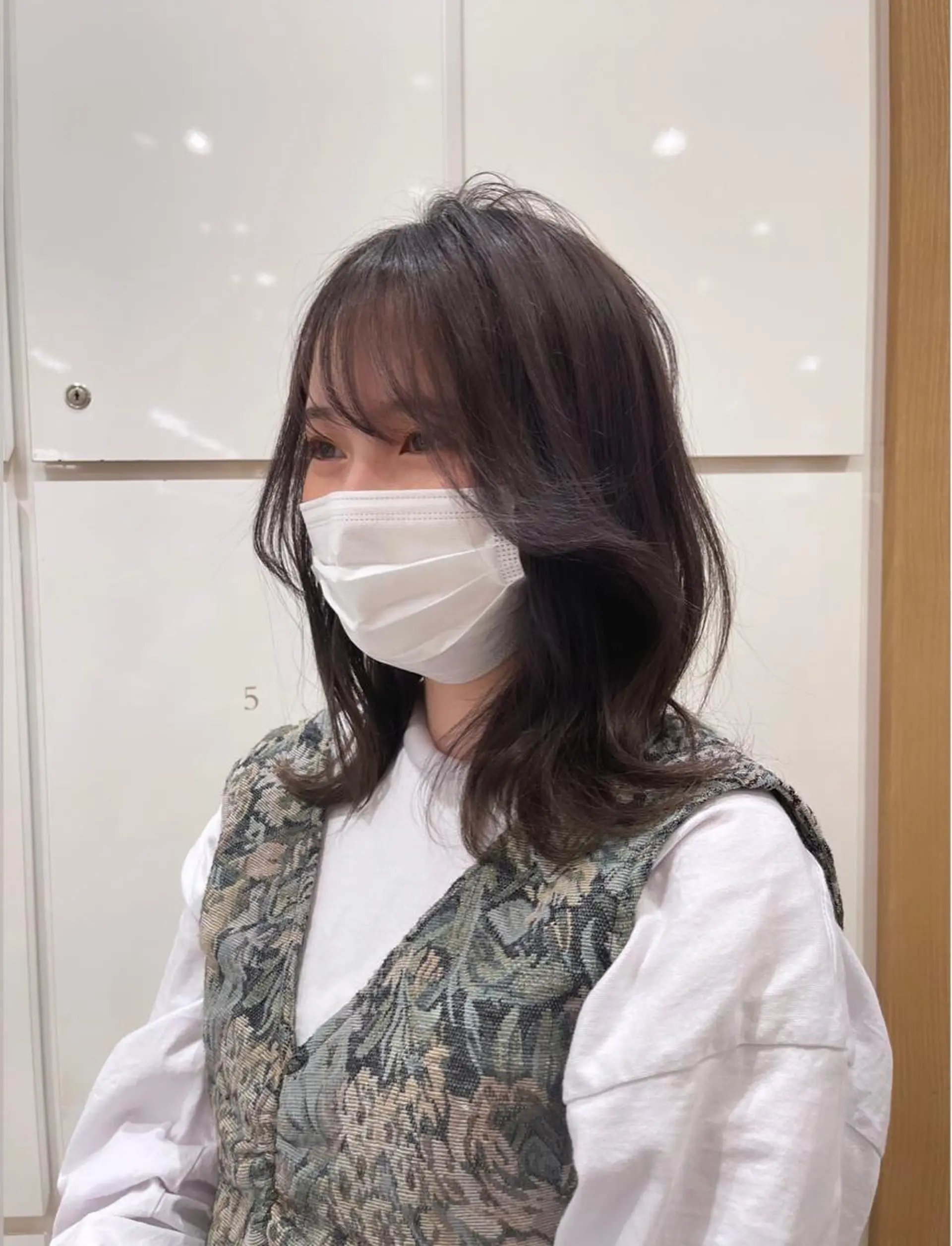 ロング カラー ブリーチ 透明感カラー ブリーチなしカラー 顔まわりレイヤー 顔周りカット platinam doll南草津店のマツエク・マツパデザイン