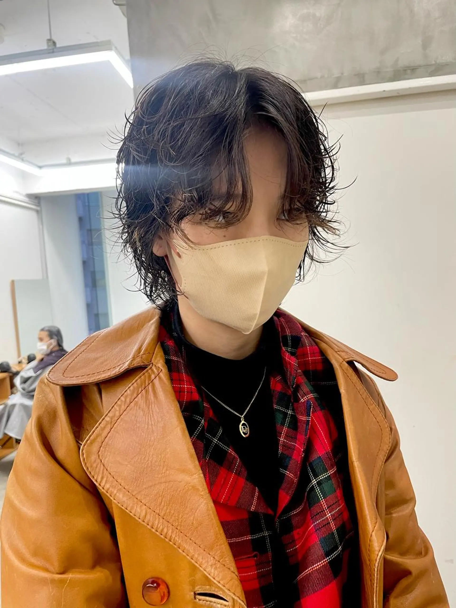 ショート カラー パーマ ヘアアレンジ メンズ メンズバレイヤージュ メンズブリーチ センターパート フェードカット メンズハイライト ハイトーン/レイヤー 🌸さくらのヘアスタイル