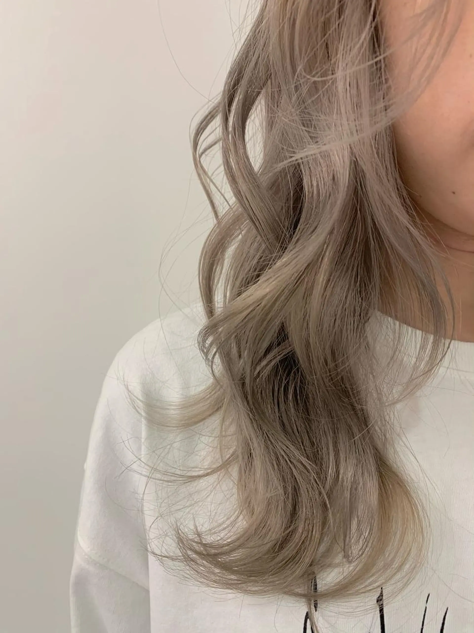 ロング カラー 髪質改善will hairdesignのヘアスタイル