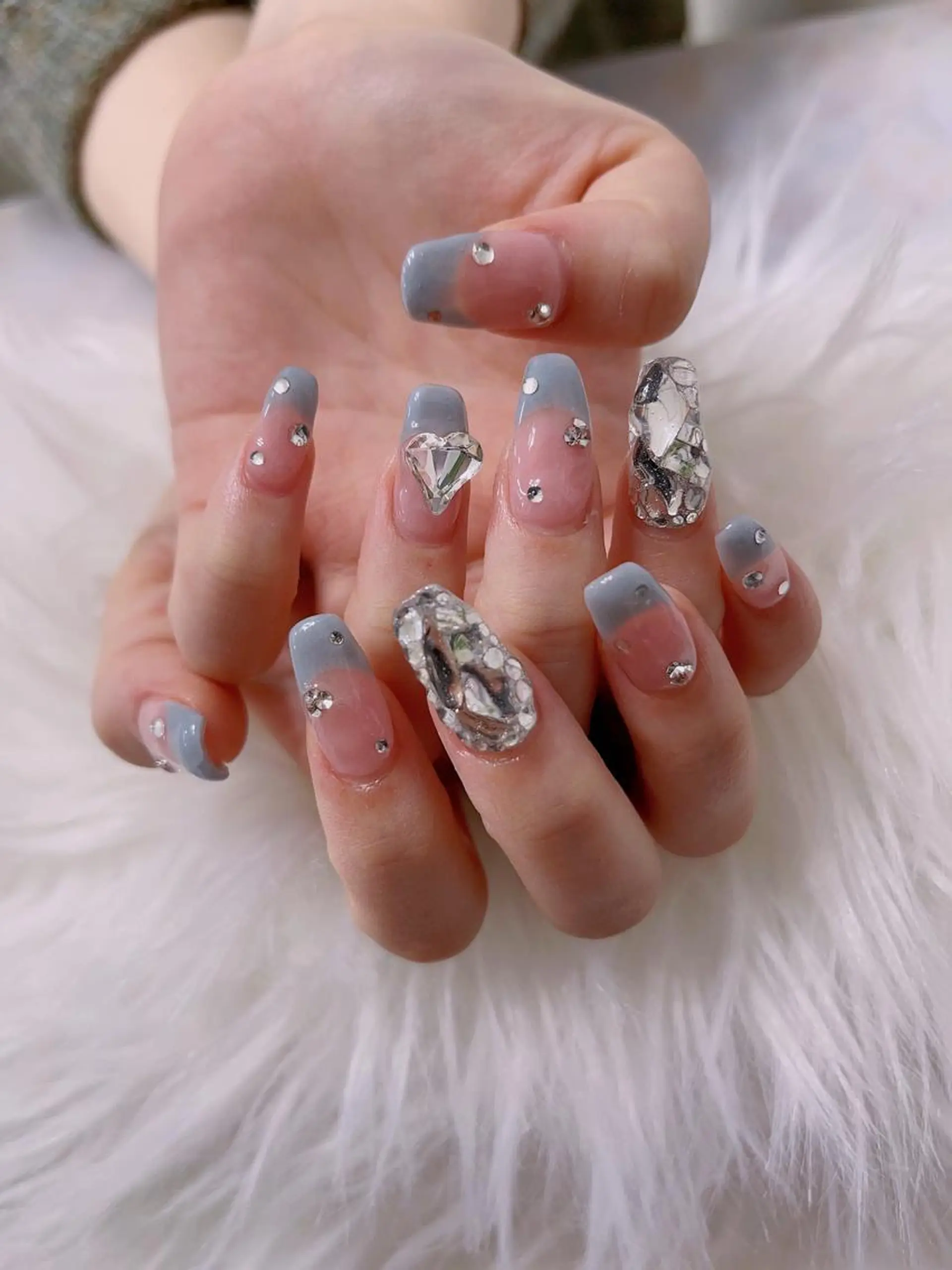 ネイル 菲菲ネイルサロン所属・FF フィフィネイルサロンのネイルデザイン