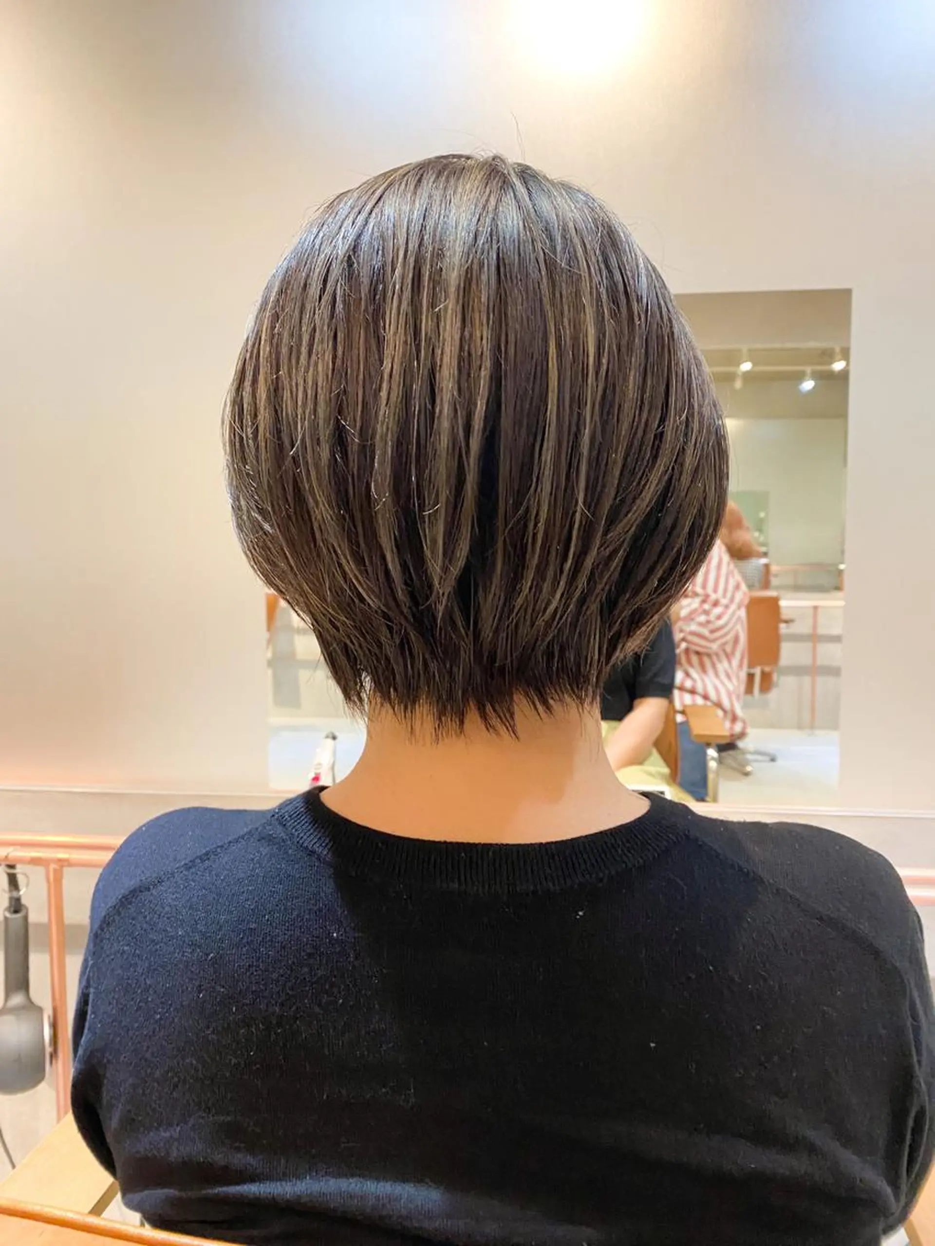 ショート カラー ショートボブ デザインカラー グレージュ ハイライトカラー ボブ ❄️中川 慎之介❄️のヘアスタイル