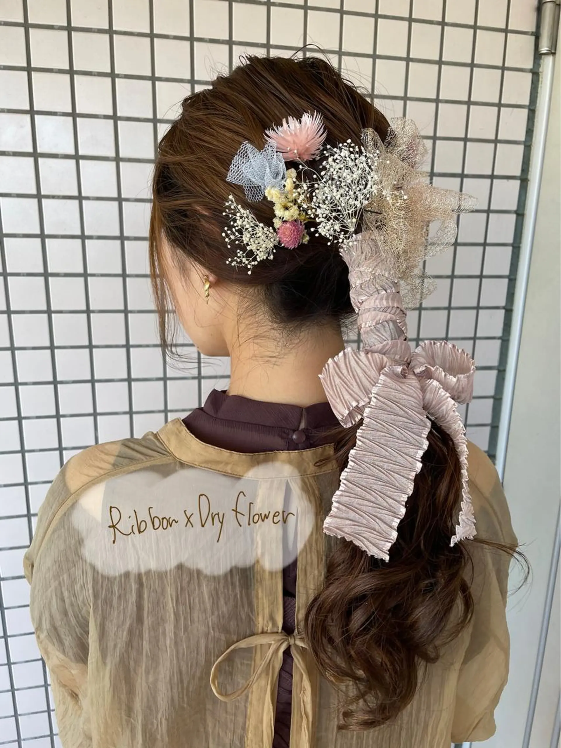 ロング ヘアアレンジ 女性に人気♪ はやしほのかのヘアスタイル