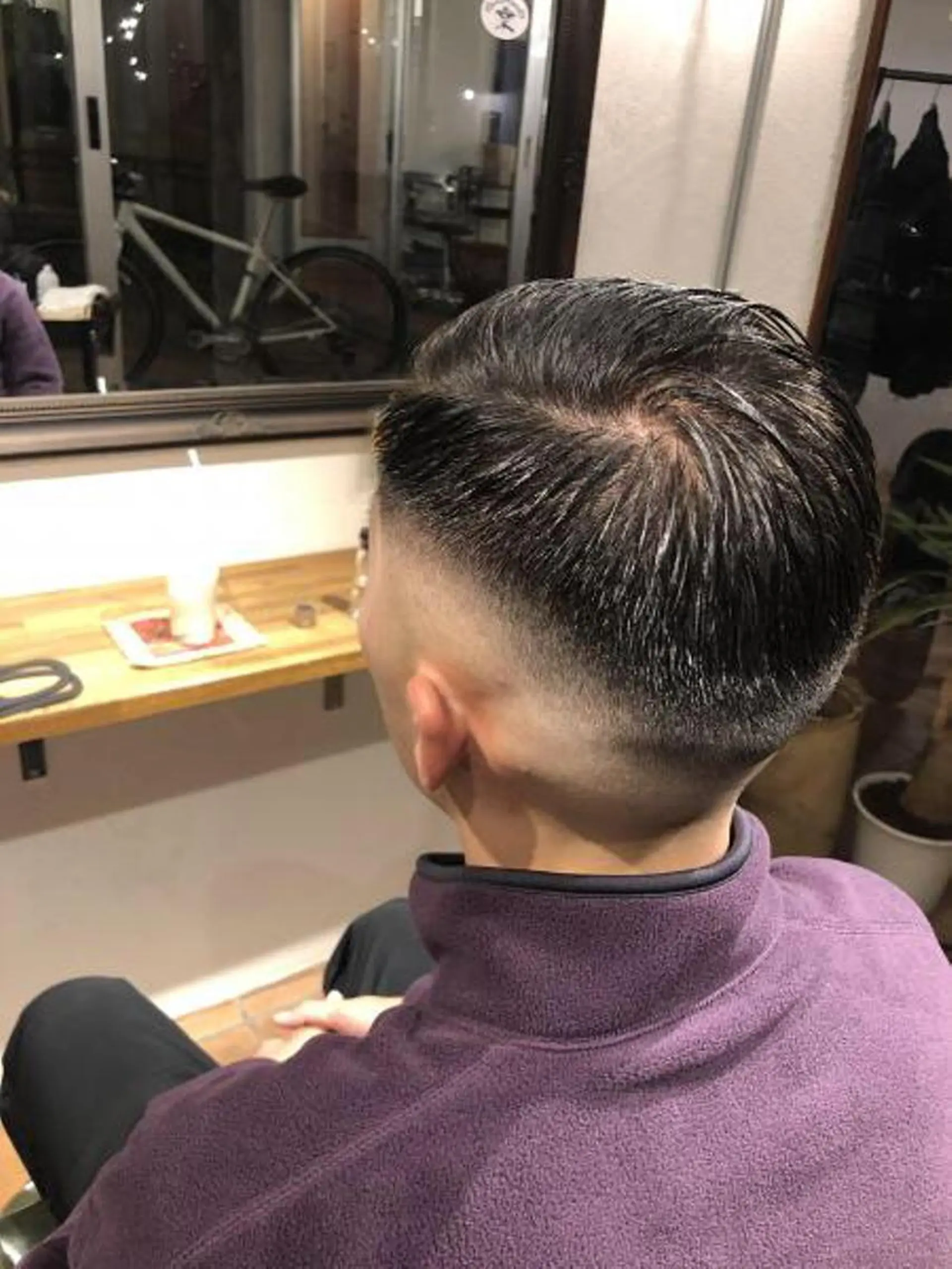 ショート メンズ フェードカット スキンフェード カット vita所属・冨士川 英樹のヘアスタイル