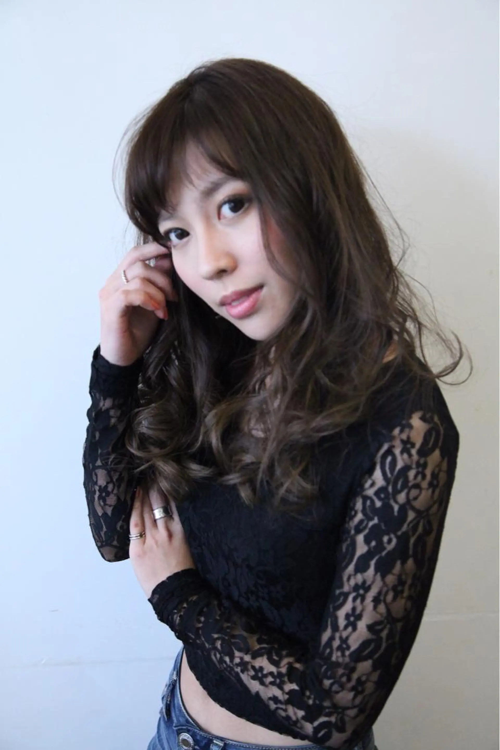 ロング シールエクステ エクステ ハイライト 縮毛矯正 トリートメント 荒木 ユウのヘアスタイル