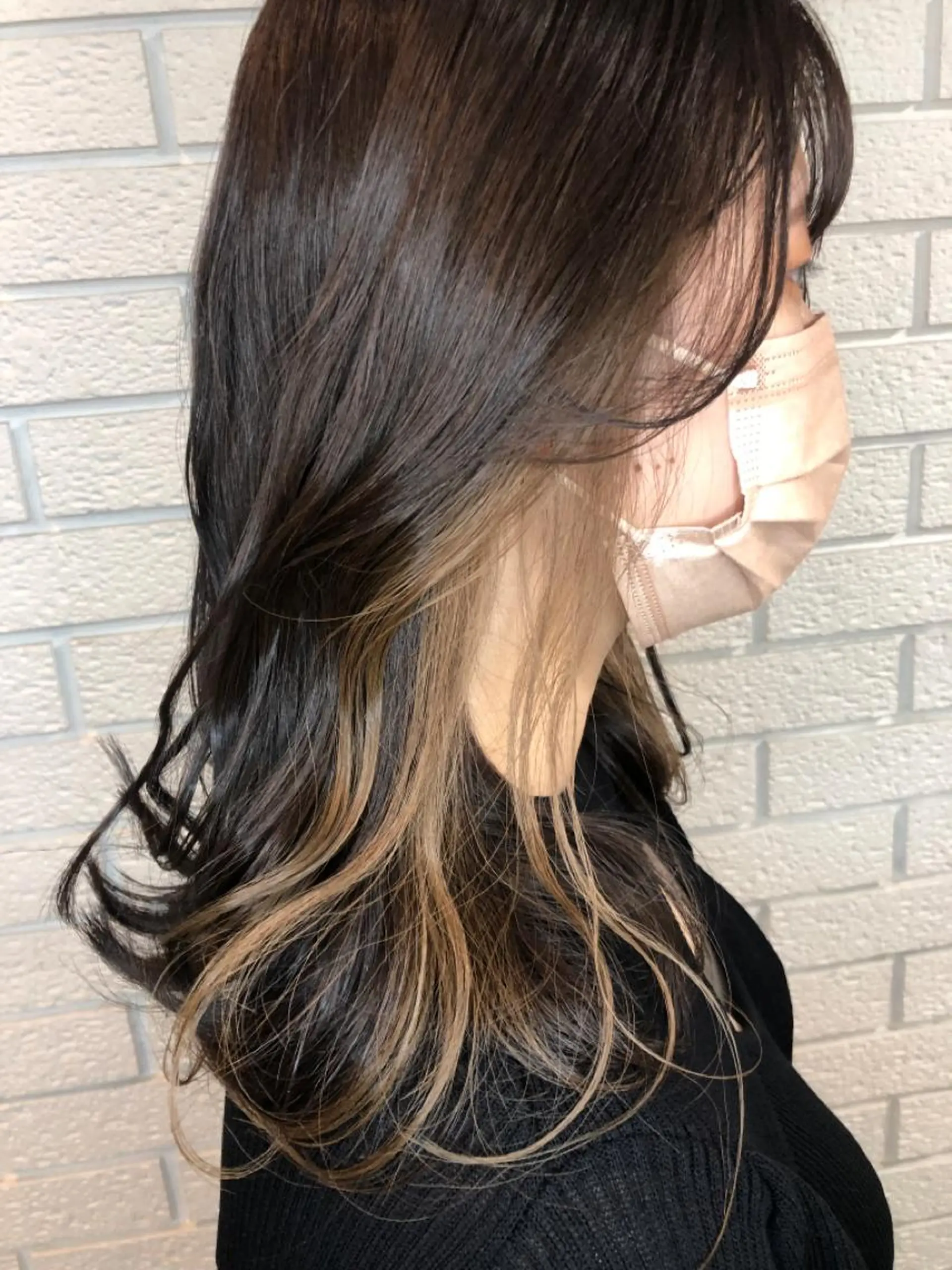 ロング 艶カラー🩵💛 NANAのヘアスタイル