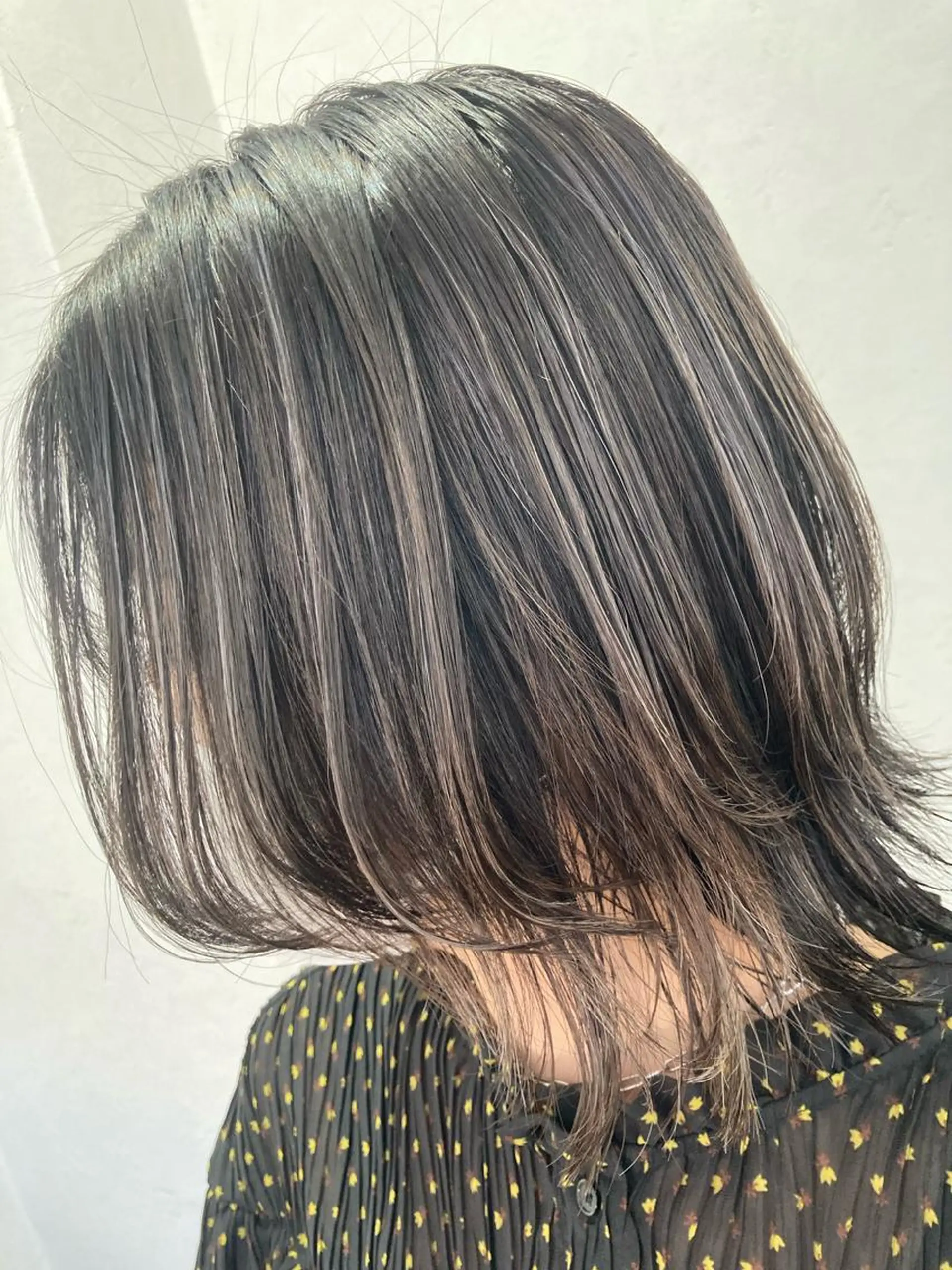 ショート カラー ブリーチ毛縮毛矯正 👑山口のヘアスタイル