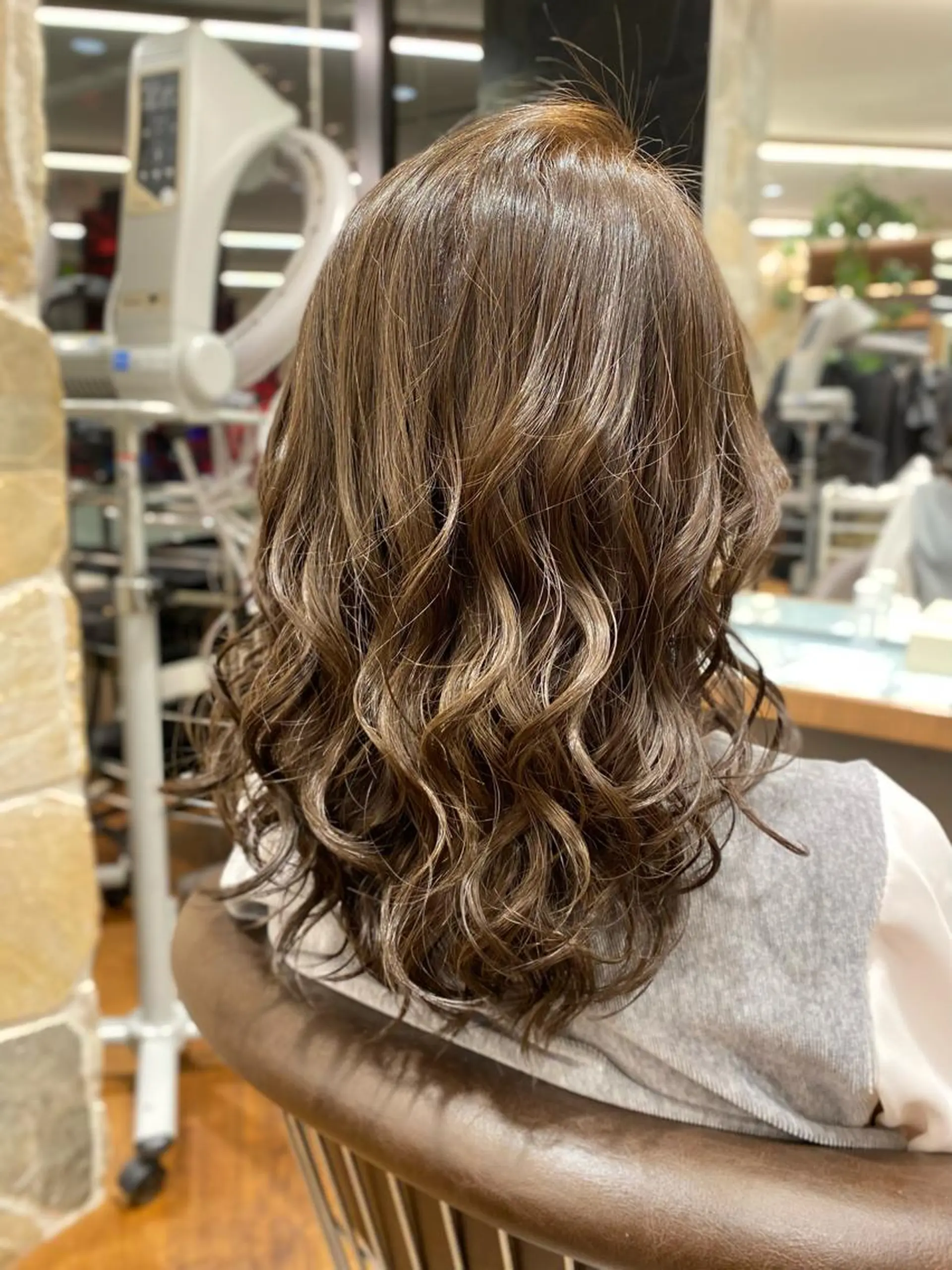 ミディアム カラー 透明感カラー Savoir GRANMASH【サヴォア　グランマッシュ】所属・ショート/レイヤー/ 透明感/グレージュのヘアスタイル