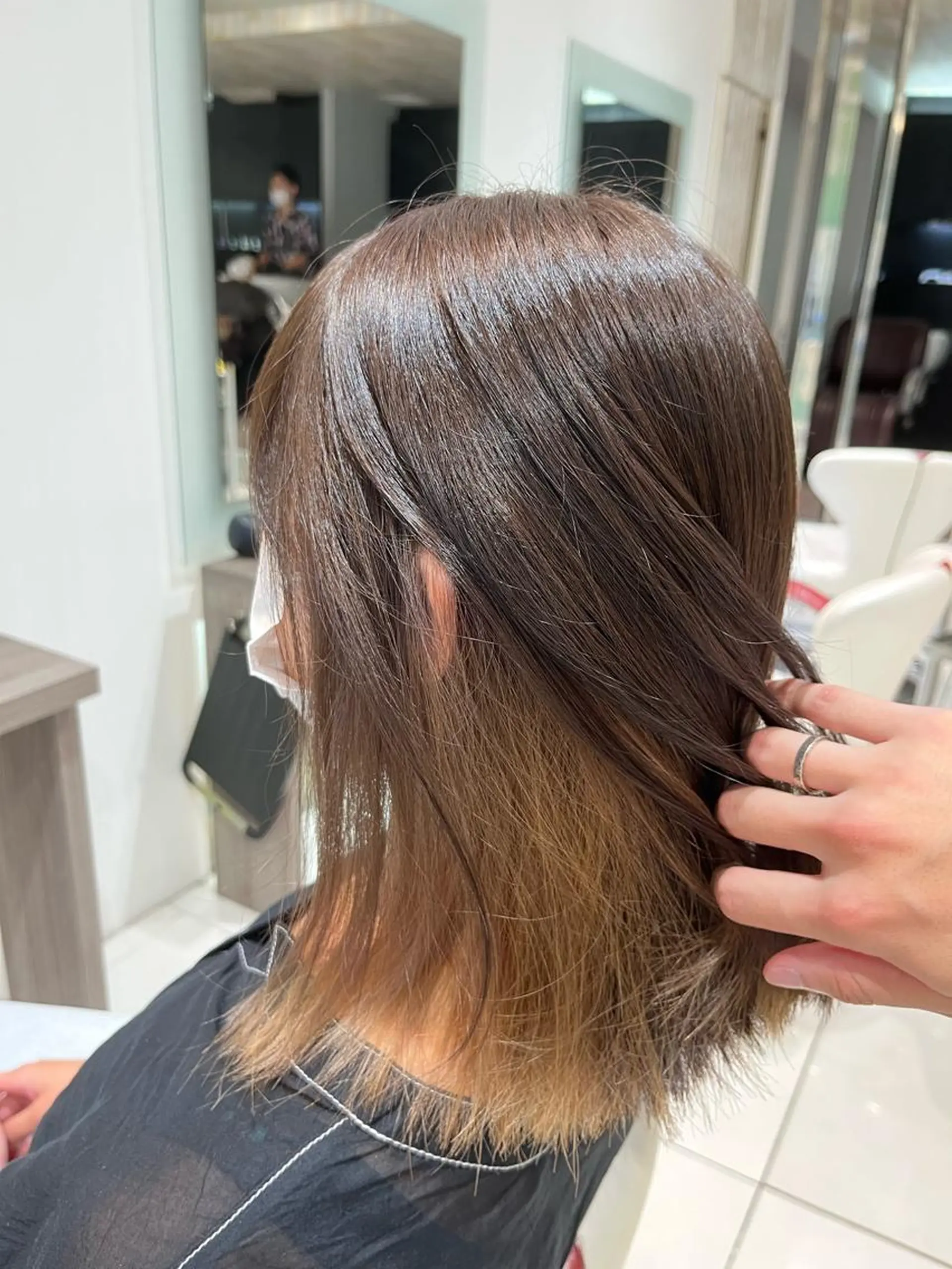 ミディアム カラー ヘアアレンジ ベージュカラー ブリーチ Lupinus所属・【艶カラー】石山拓人 /ブリーチのヘアスタイル