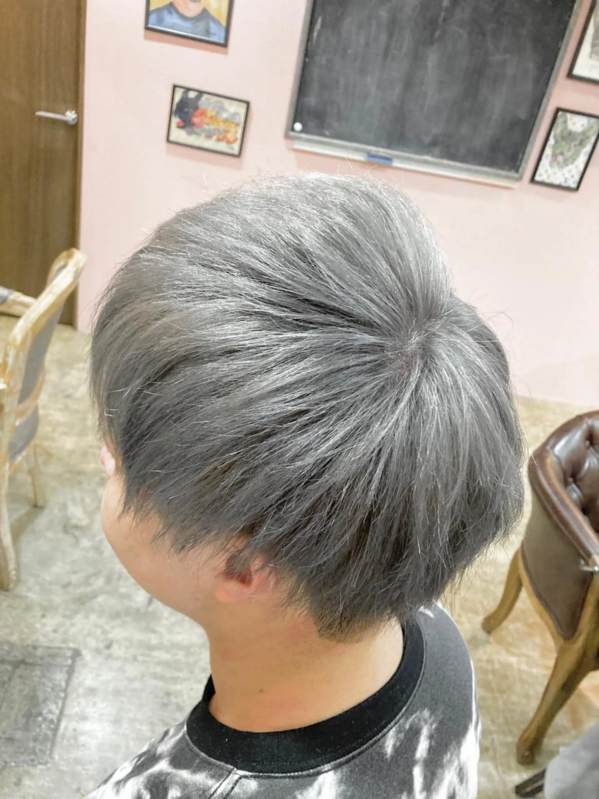 カラー メンズ シルバー ISUTA所属・ISUTA　中村 翔のヘアスタイル