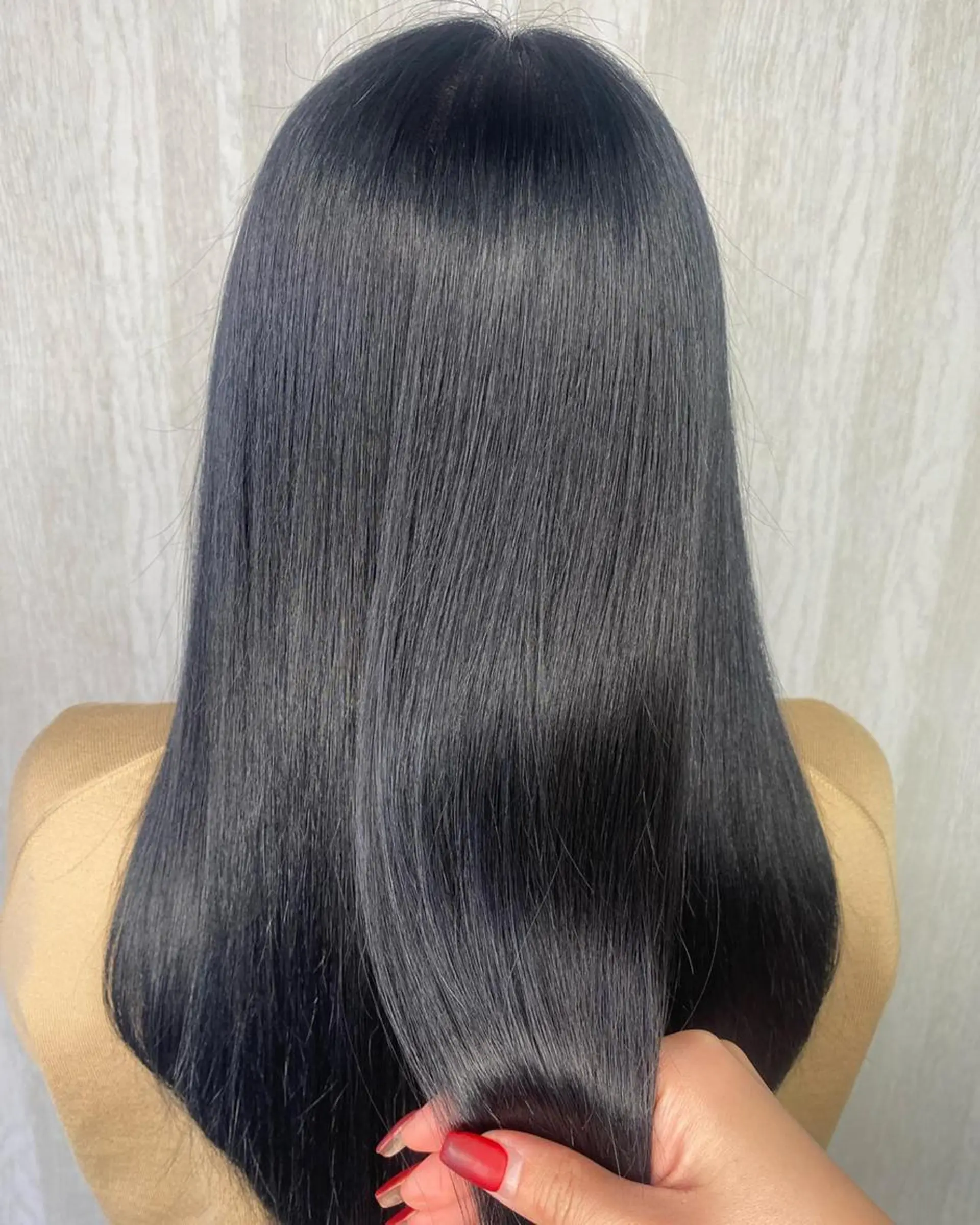 ロング カラー アッシュ グレージュ 髪質改善 トリートメント UNDER vr 【アンダーバー】のヘアスタイル