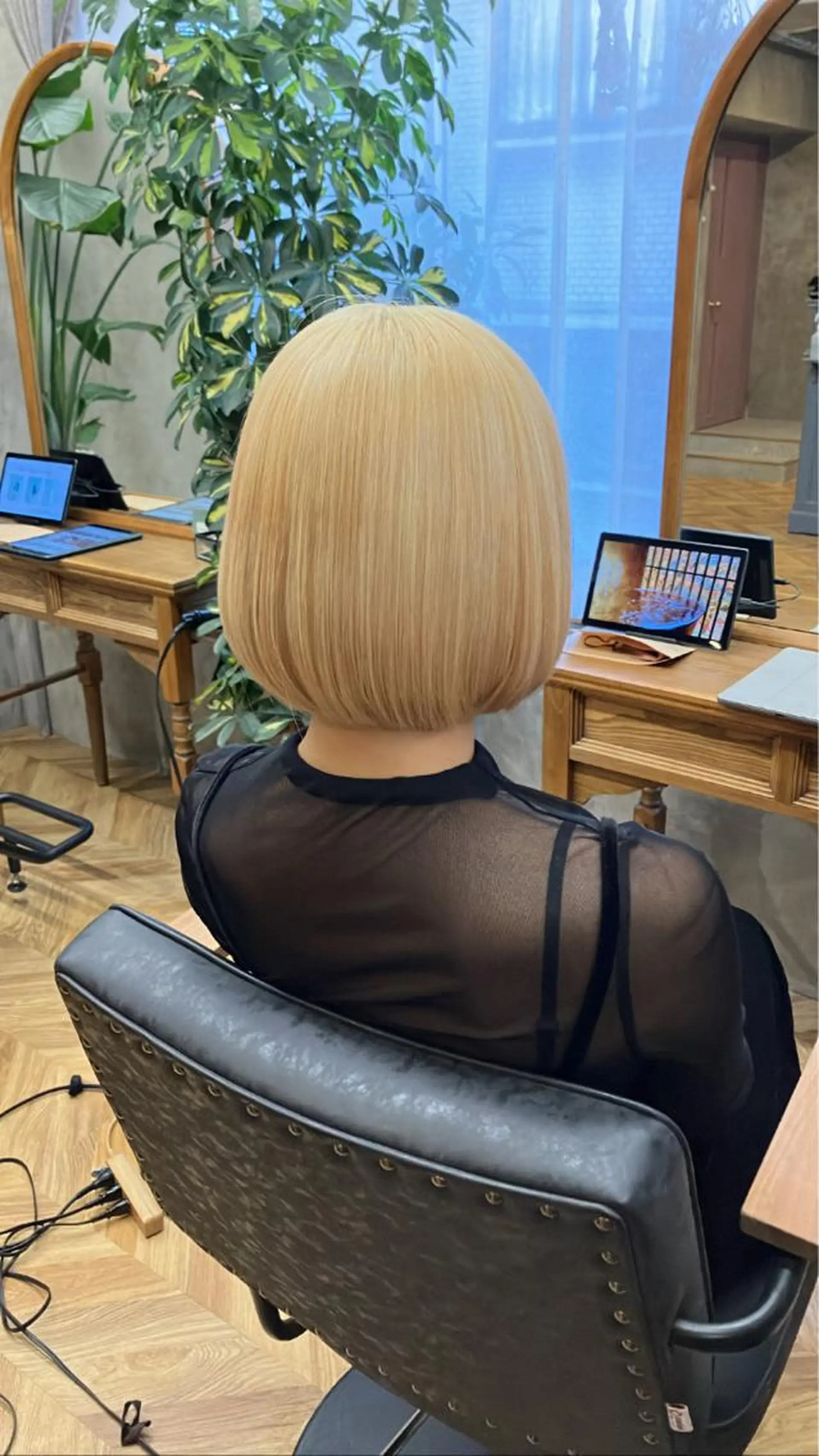 ショート カラー brits所属・brits  🌿 aiのヘアスタイル