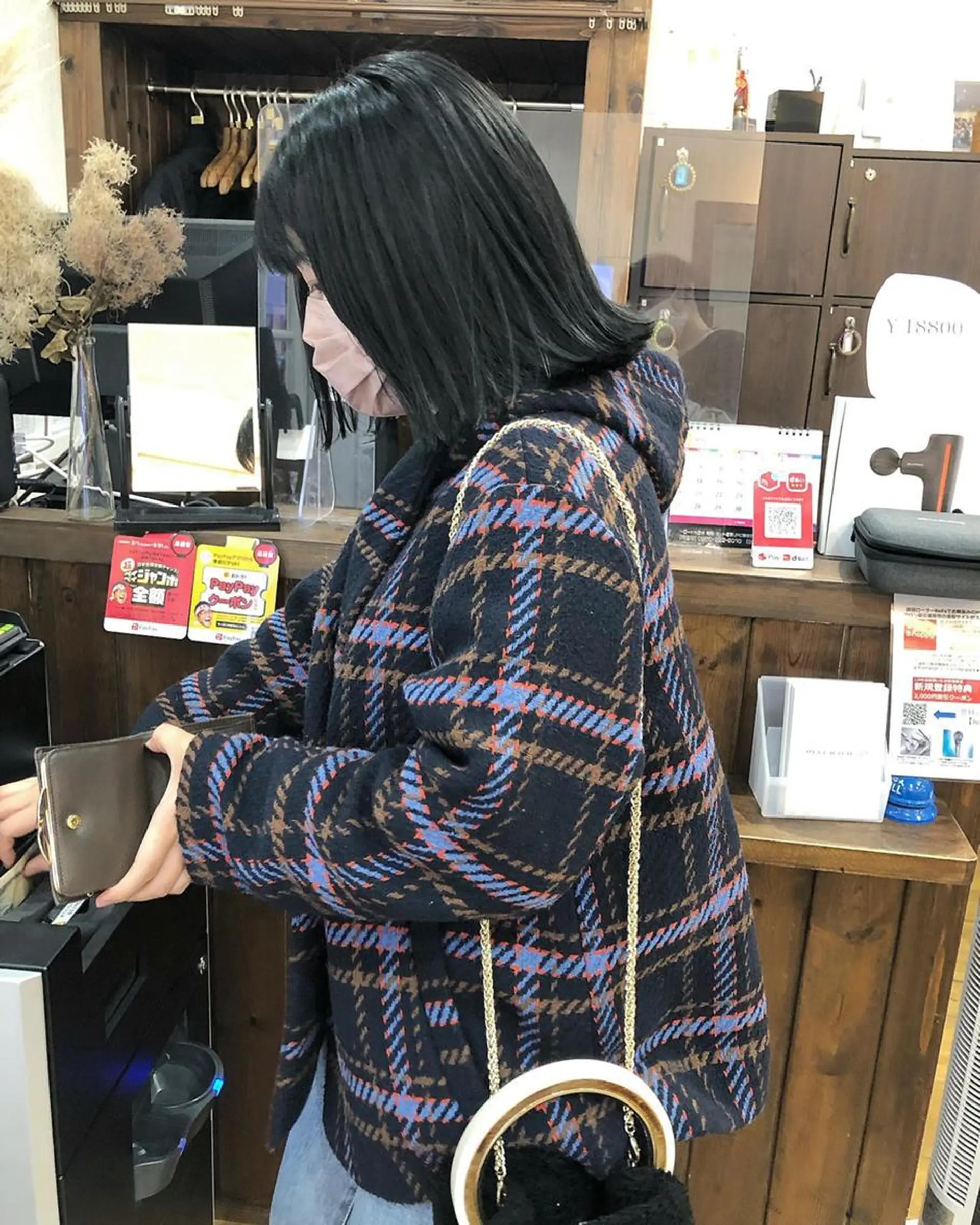 カラー アディクシーカラー アッシュ 黒髪 ブリーチ ブルーカラー 🌈ハイトーン/ ワタル🌈のヘアスタイル