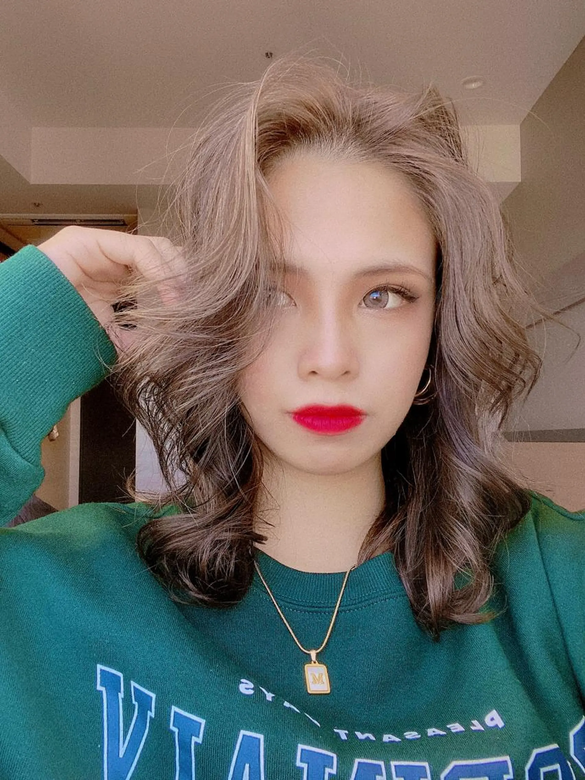 セミロング カラー 🌻井上 マリー🌻のヘアスタイル