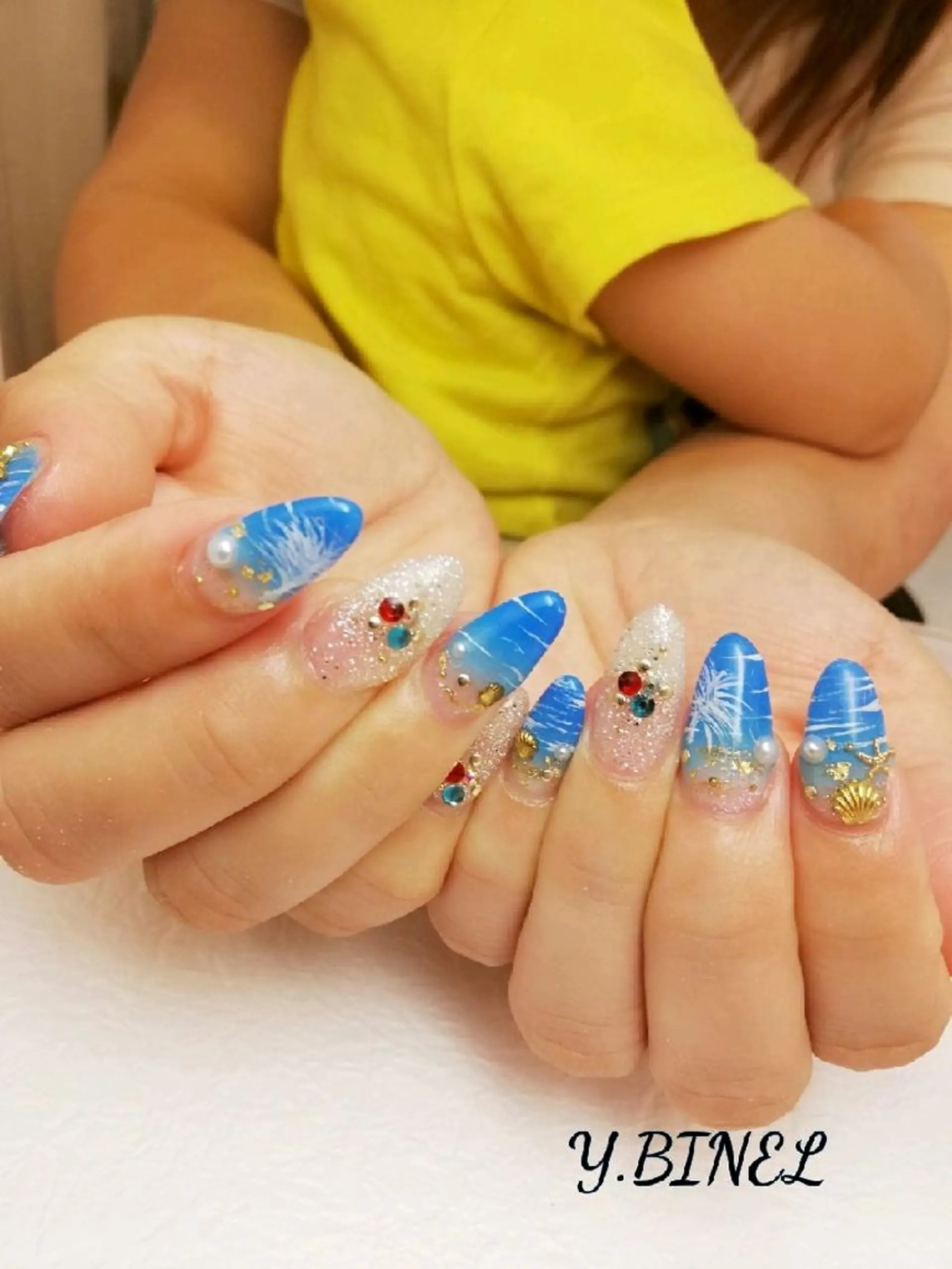 ネイル 夏ネイル ハンドネイル Nail Salon Y.BINELのネイルデザイン