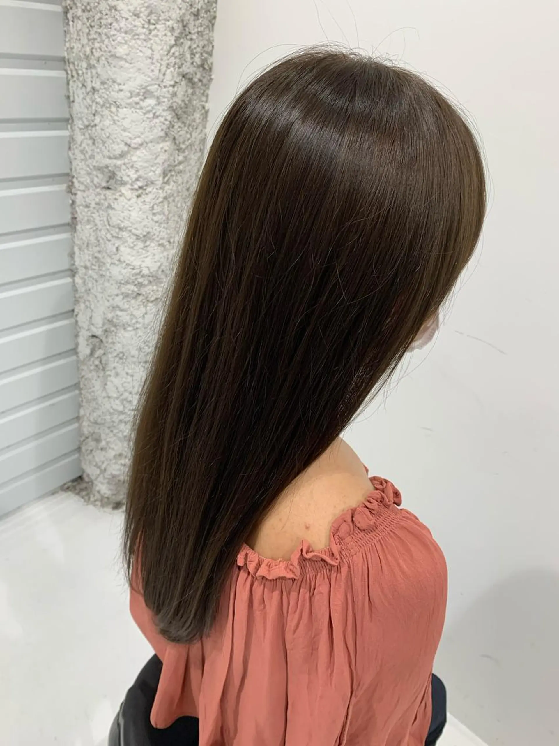 ロング カラー ヘアカラー TAKUMI .のヘアスタイル