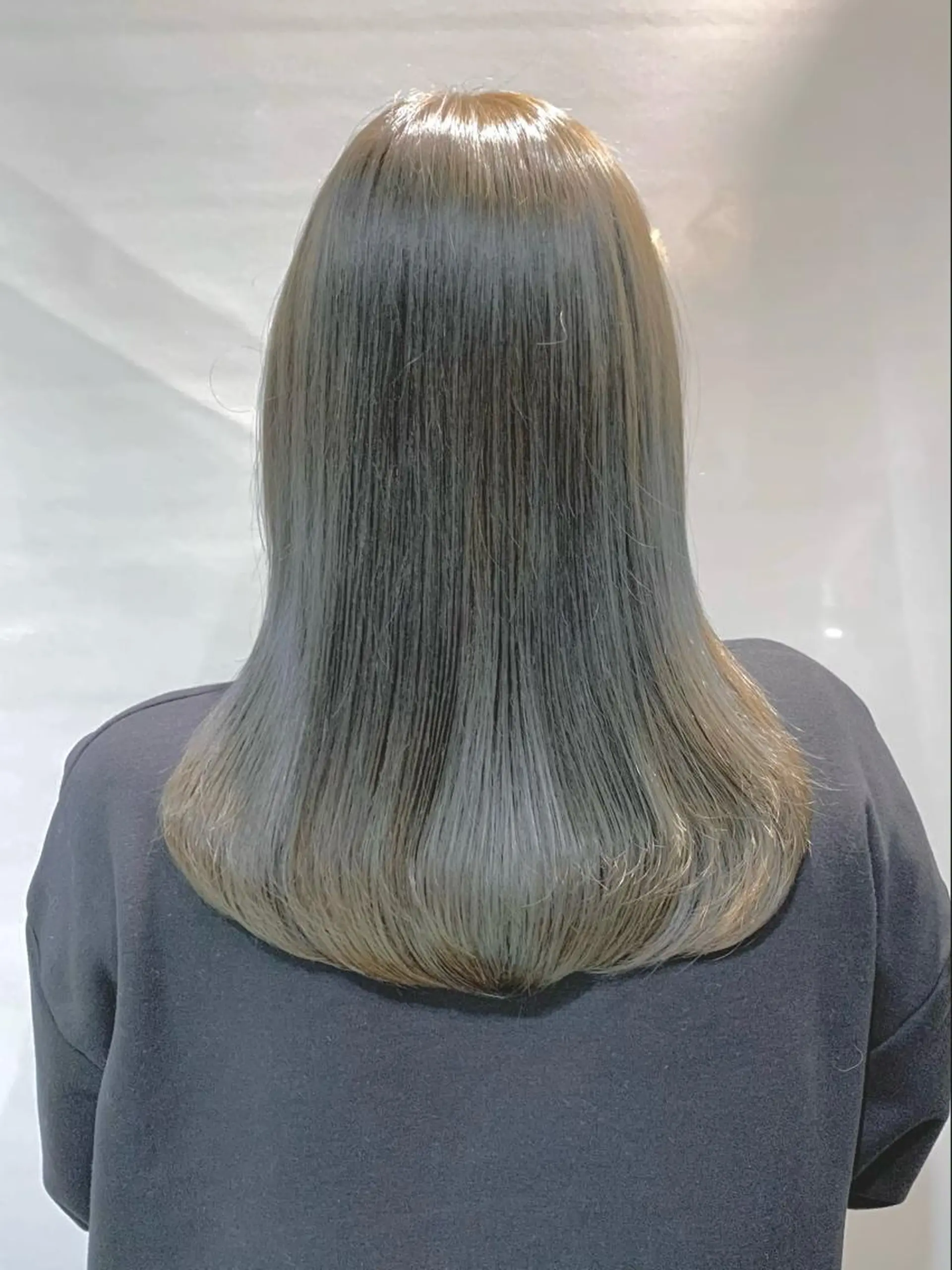 セミロング カラー ヘアアレンジ As hair所属・柔らか垢抜けｶﾗｰと ｶｯﾄ🫧ASUKAのヘアスタイル