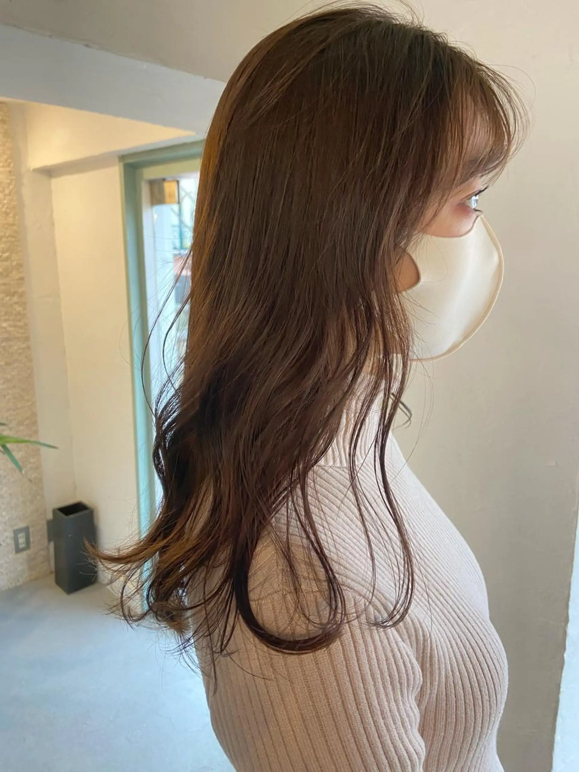 ロング カラー ヘアアレンジ アッシュ アッシュグレー アッシュグレージュ ベージュカラー グレージュ ヘアカラー トリートメント SALOWIN恵比寿所属・ヘッドスパで脳を 整える✨chacoのヘアスタイル