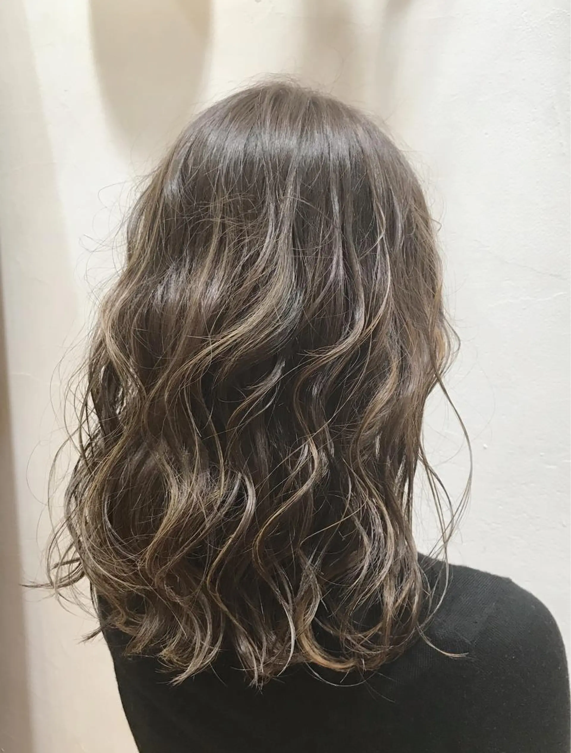 ミディアム カラー ハイライトカラー ハイライト カット特化柏駅 徒歩3分LOUのヘアスタイル