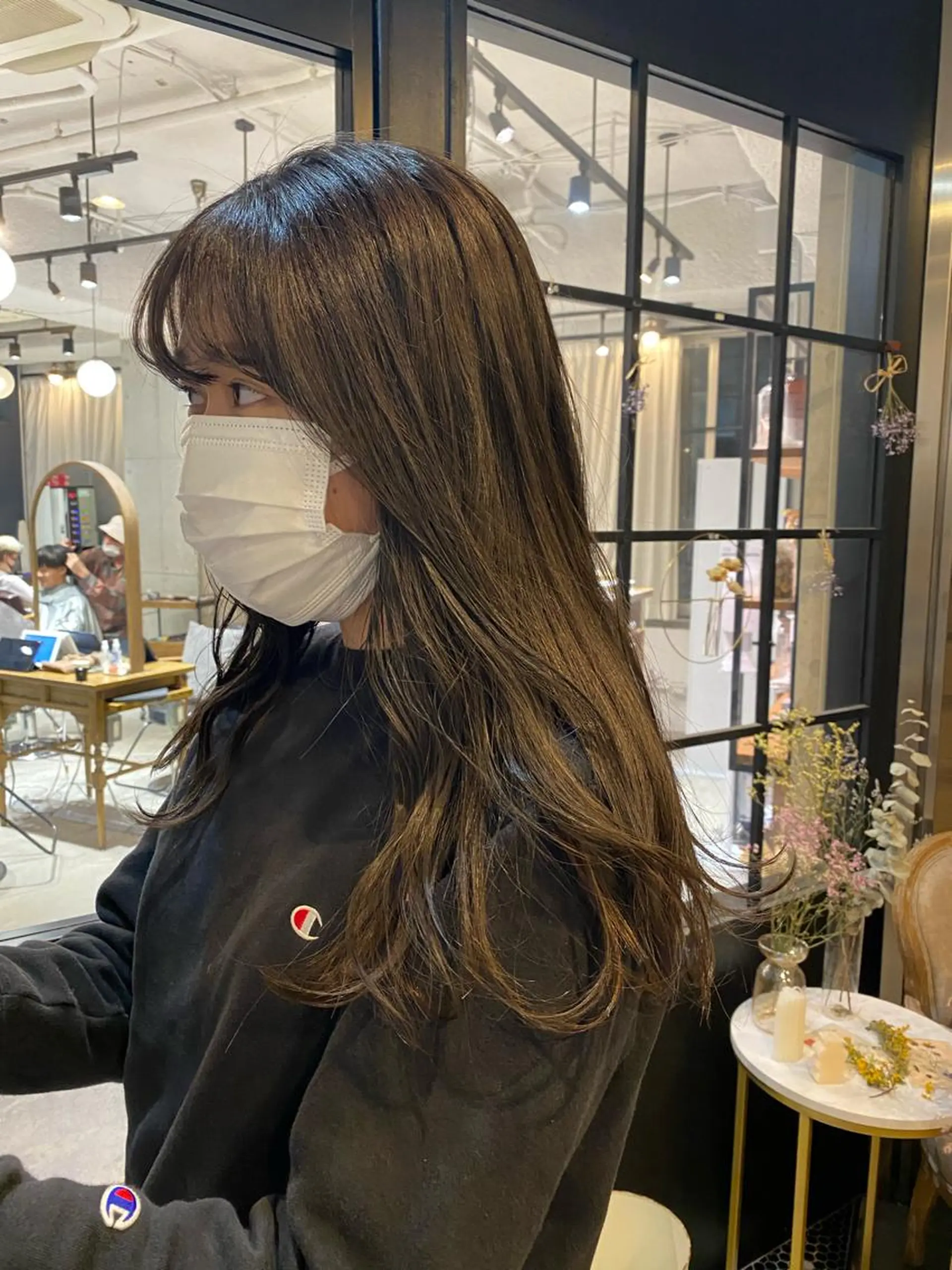 セミロング ヘアカラー 透明感カラー 🩰asumiのヘアスタイル