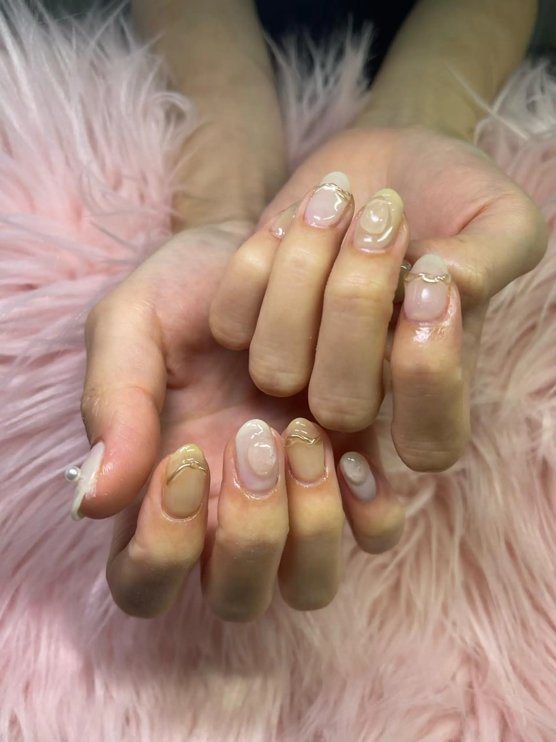 ネイル 氷ネイル・うるうるネイル ネイルサロンキュアイスト所属・キュアイスト アコパラジェル調布のネイルデザイン