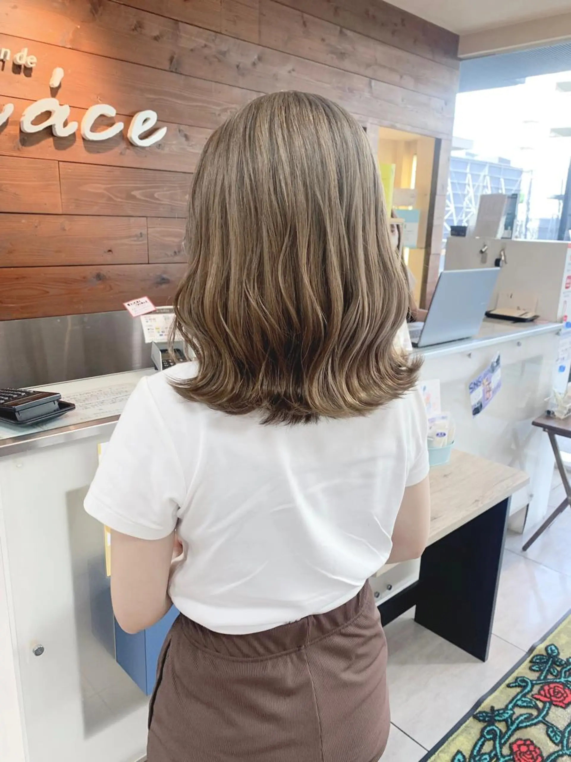 ミディアム 🫧艶髪カラー🫧 森本くるみのヘアスタイル