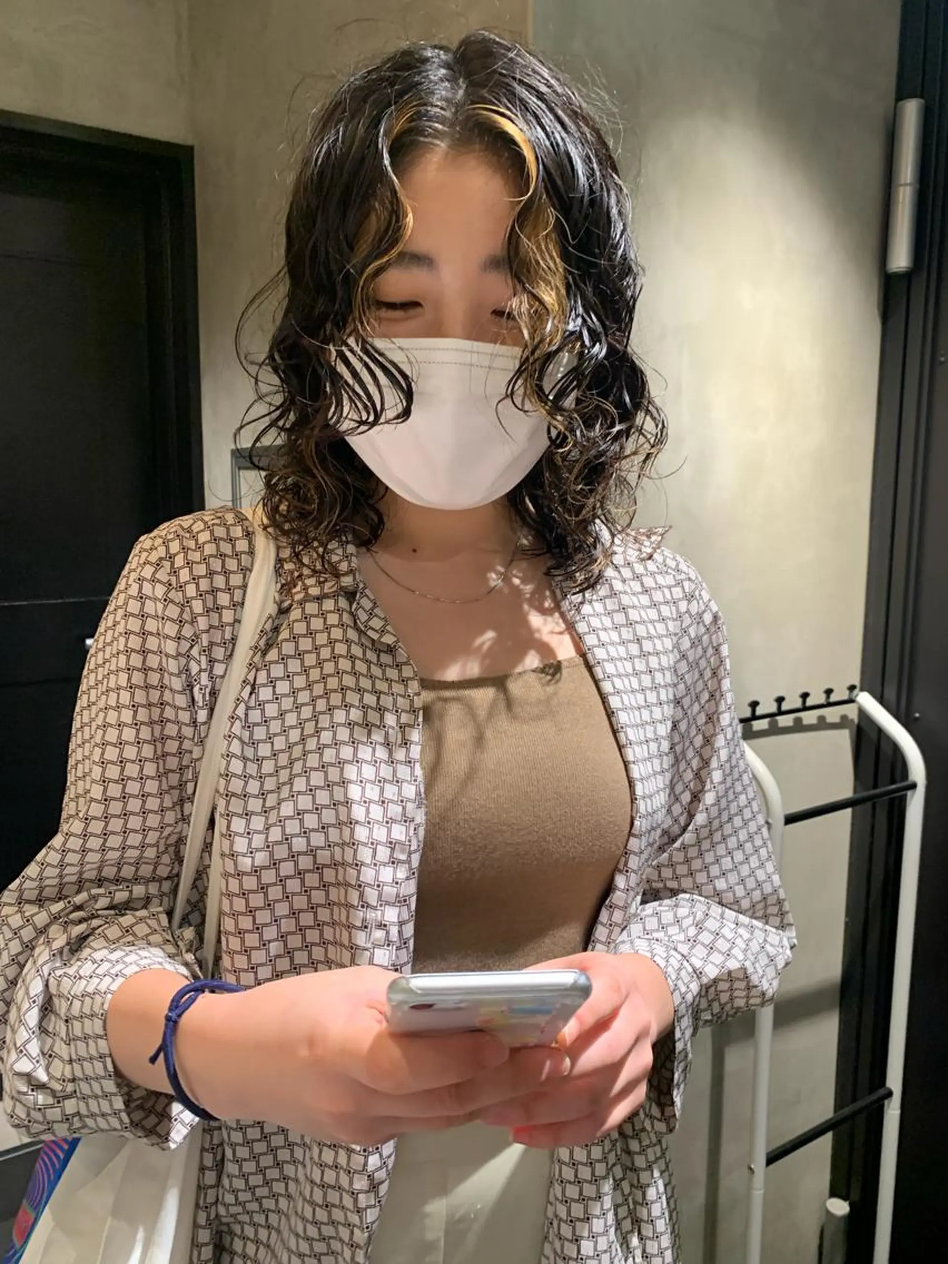 ミディアム パーマ カット パーマ トリートメント アンニュイヘア🪽 ayumiのヘアスタイル