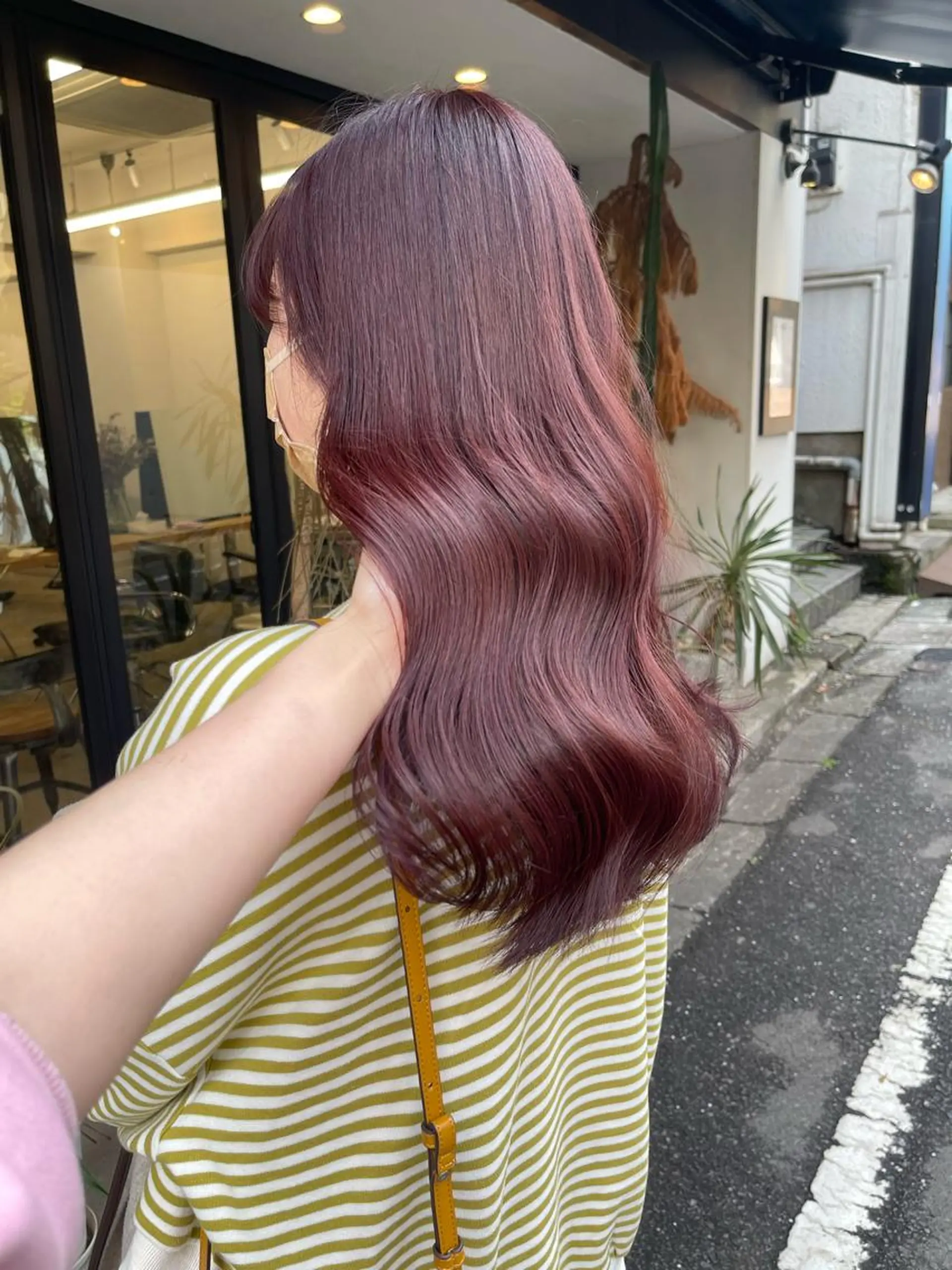 セミロング カラー ブリーチ ブラウンカラー ダブルカラー ブリーチなしカラー ピンクカラー ヘアカラー トリートメント 渋谷ケアブリーチ Suuのヘアスタイル