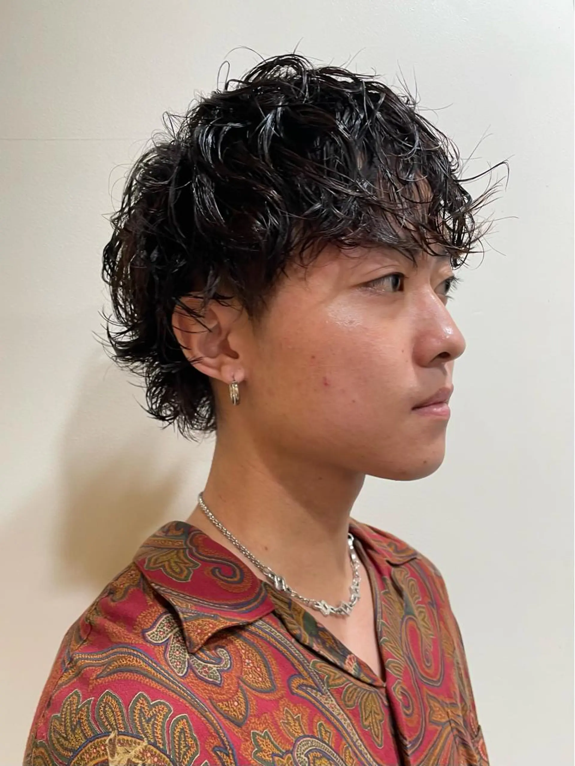 パーマ メンズ メンズパーマ スパイラルパーマ RIN／韓国ヘア レイヤーカットのヘアスタイル