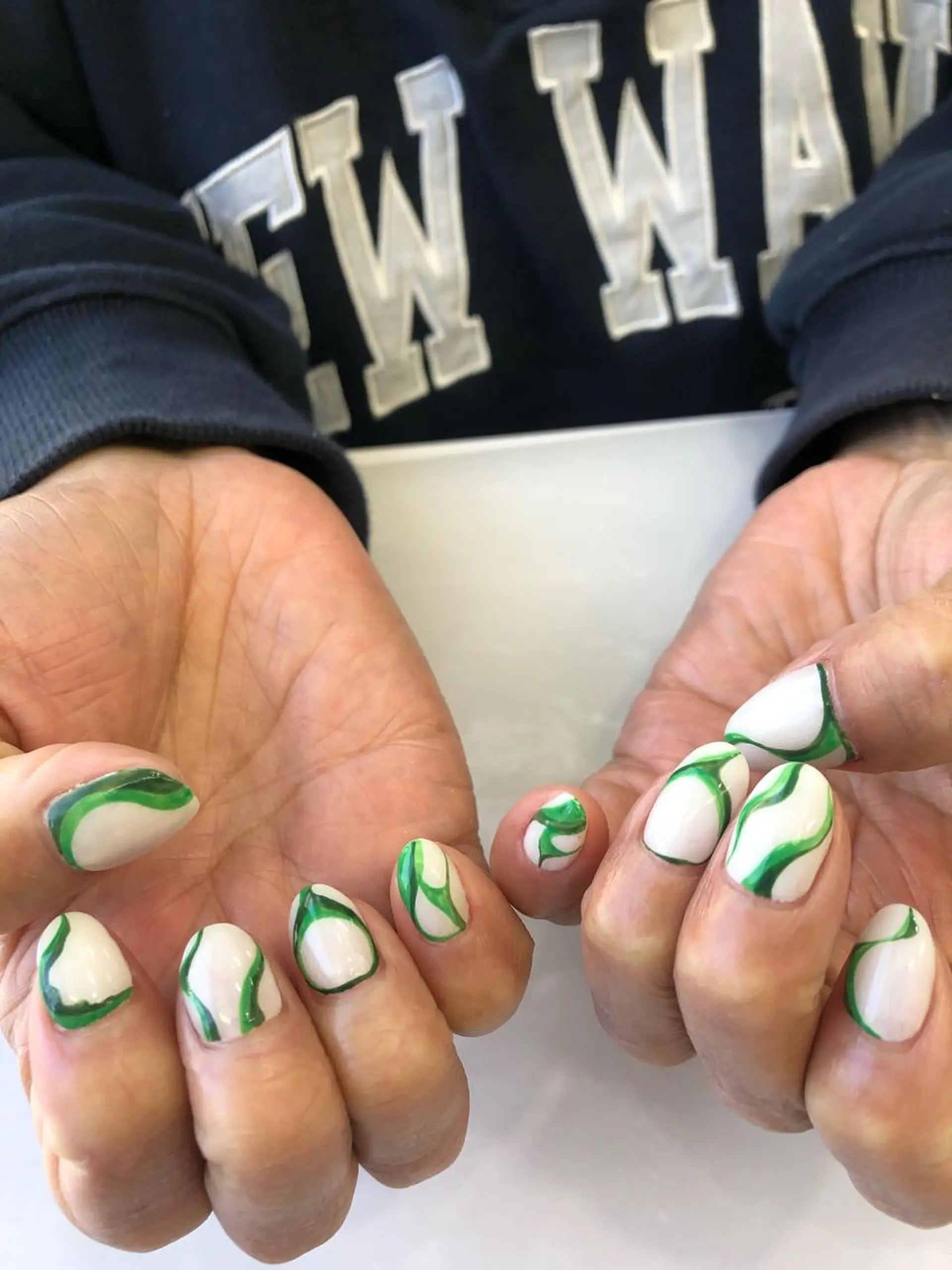 ネイル MELLMODE所属・Nakano Kanaのネイルデザイン