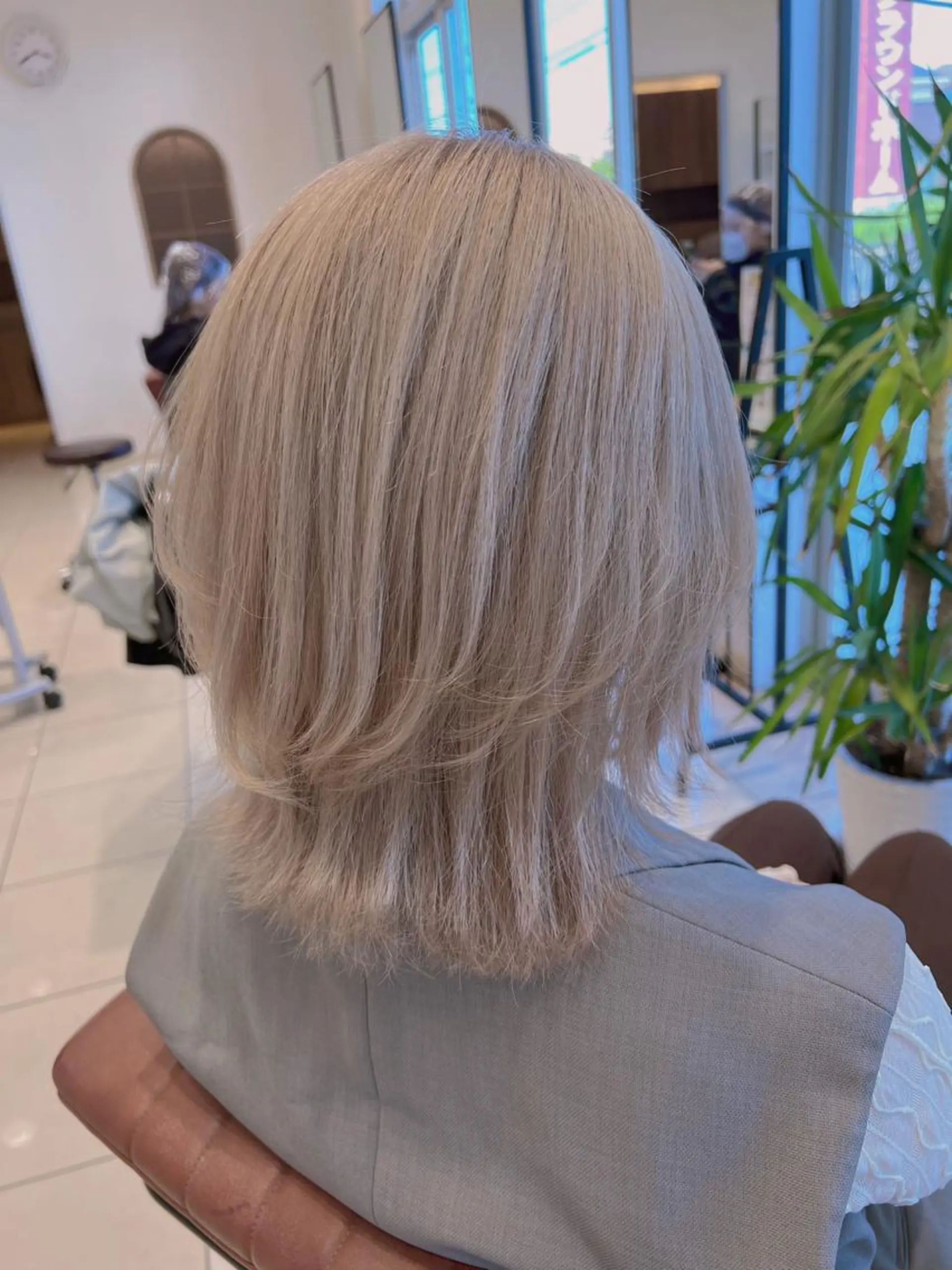 ショート カラー ブリーチ 透明感カラー ハイトーンカラー ヘアカラー 髪質改善カラーリスト /根本雄貴のヘアスタイル