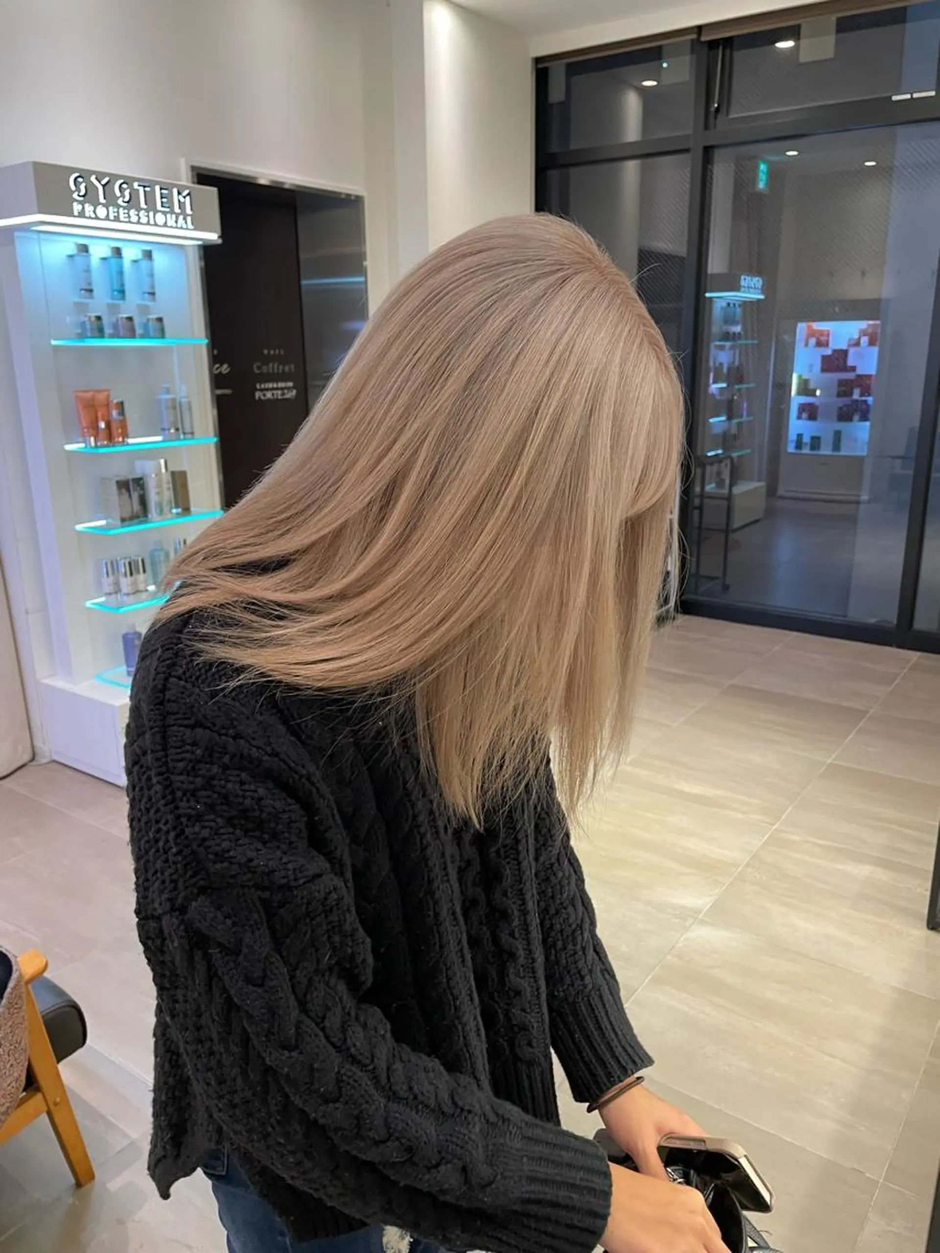 カラー カット ヘアカラー トリートメント 🫧ミルクティーベー ジュ🫧門脇ゆう🎀のヘアスタイル