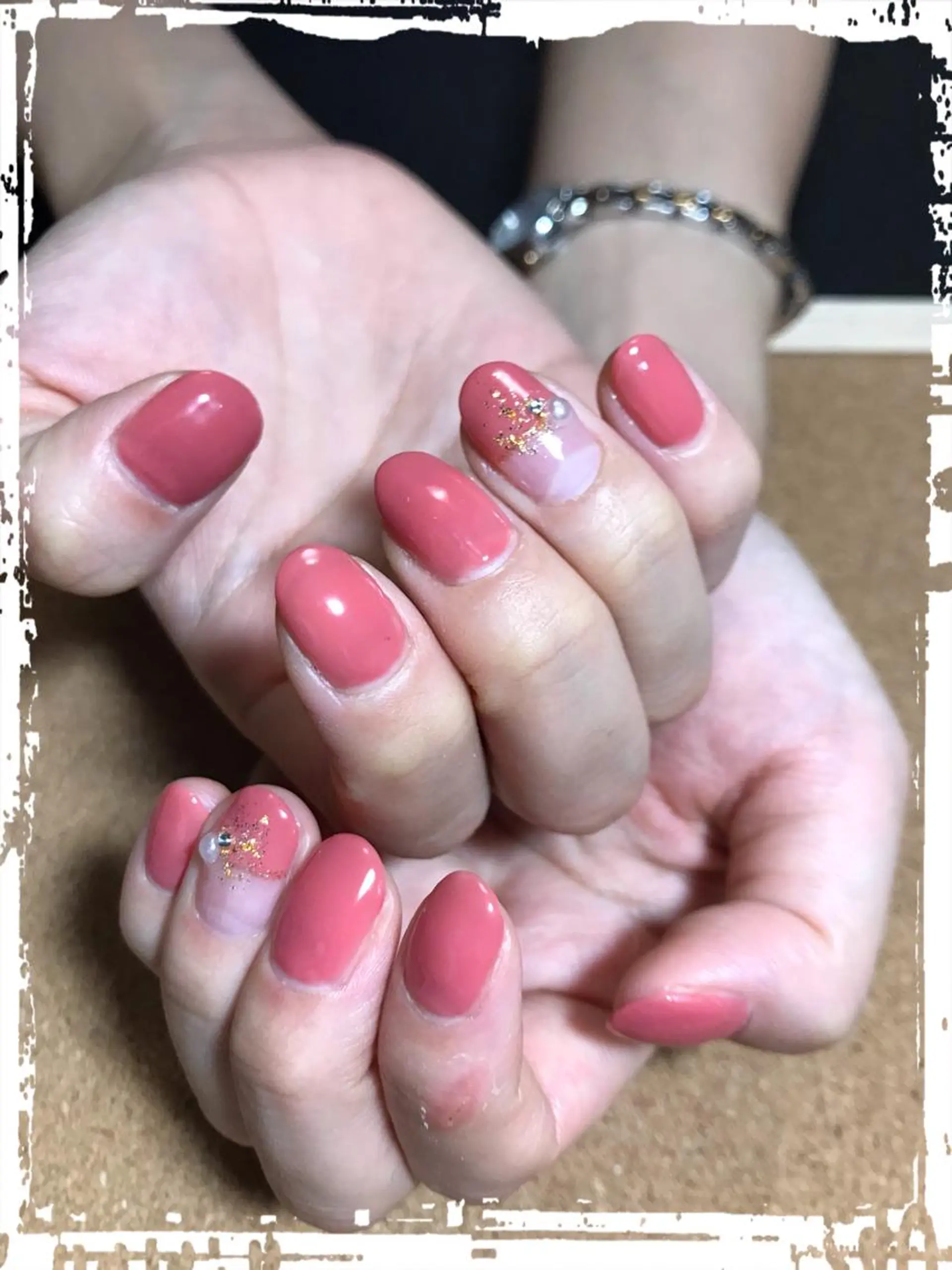 ネイル ECLAT エクラ所属・寺山 千鶴のネイルデザイン