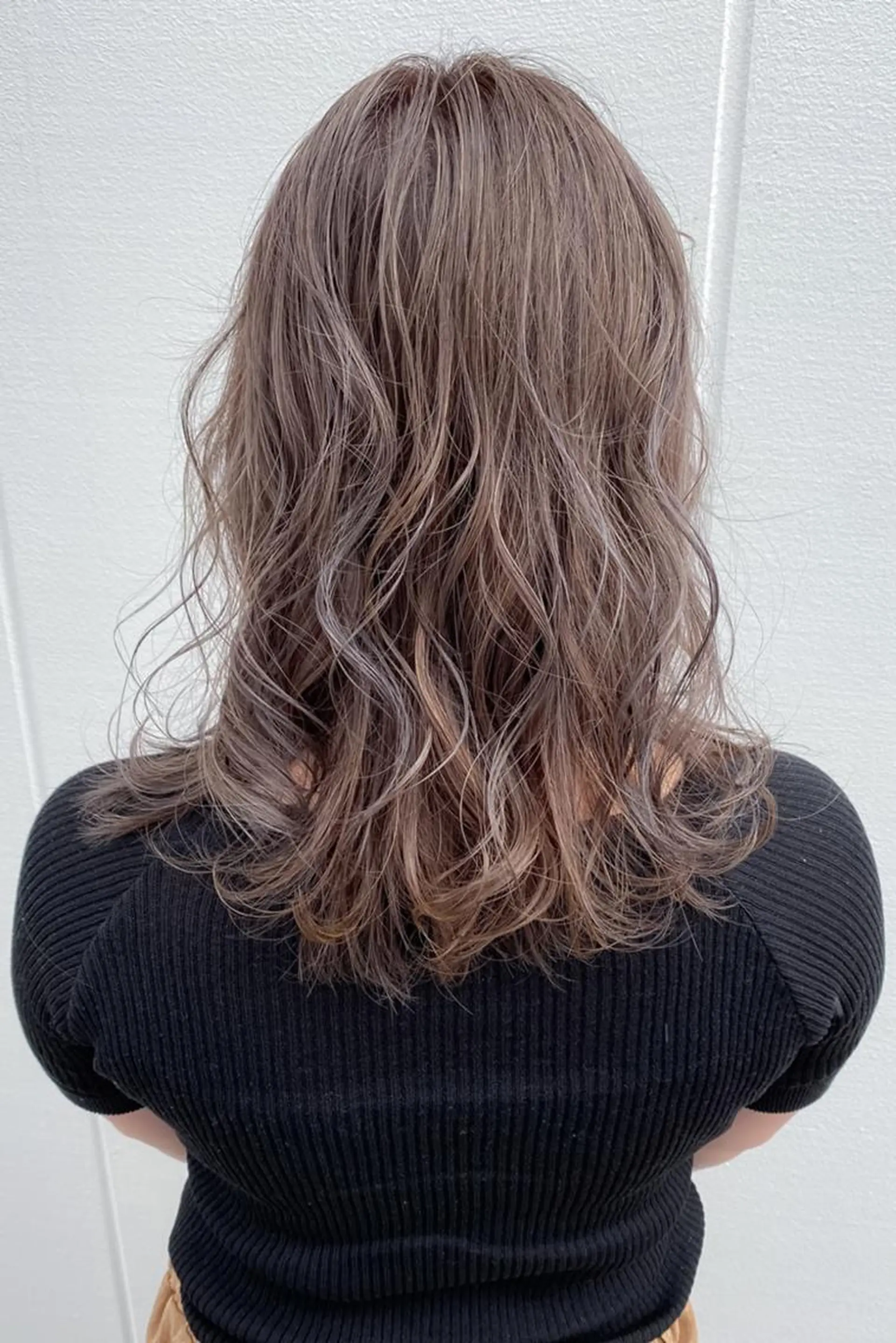 パーマ ブリーチなし透明感 カラー✨山仲絢圭のヘアスタイル