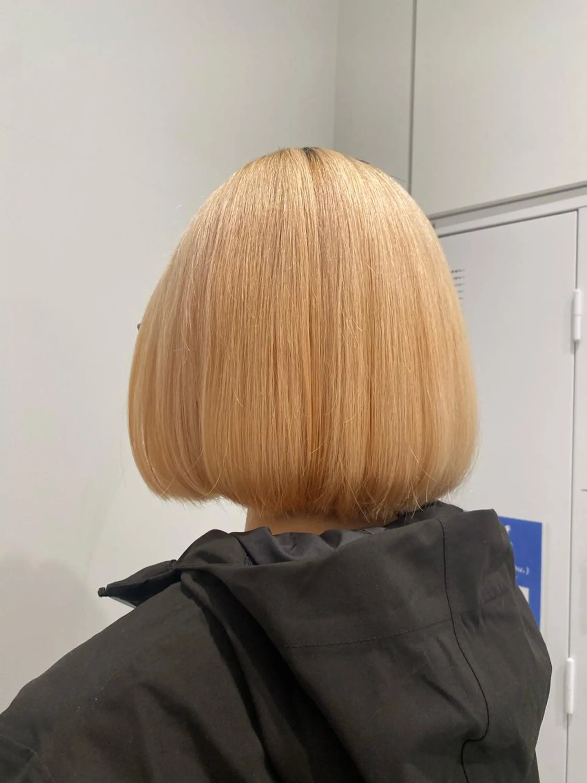 ミディアム レイヤー・ナチュラル RUKUのヘアスタイル