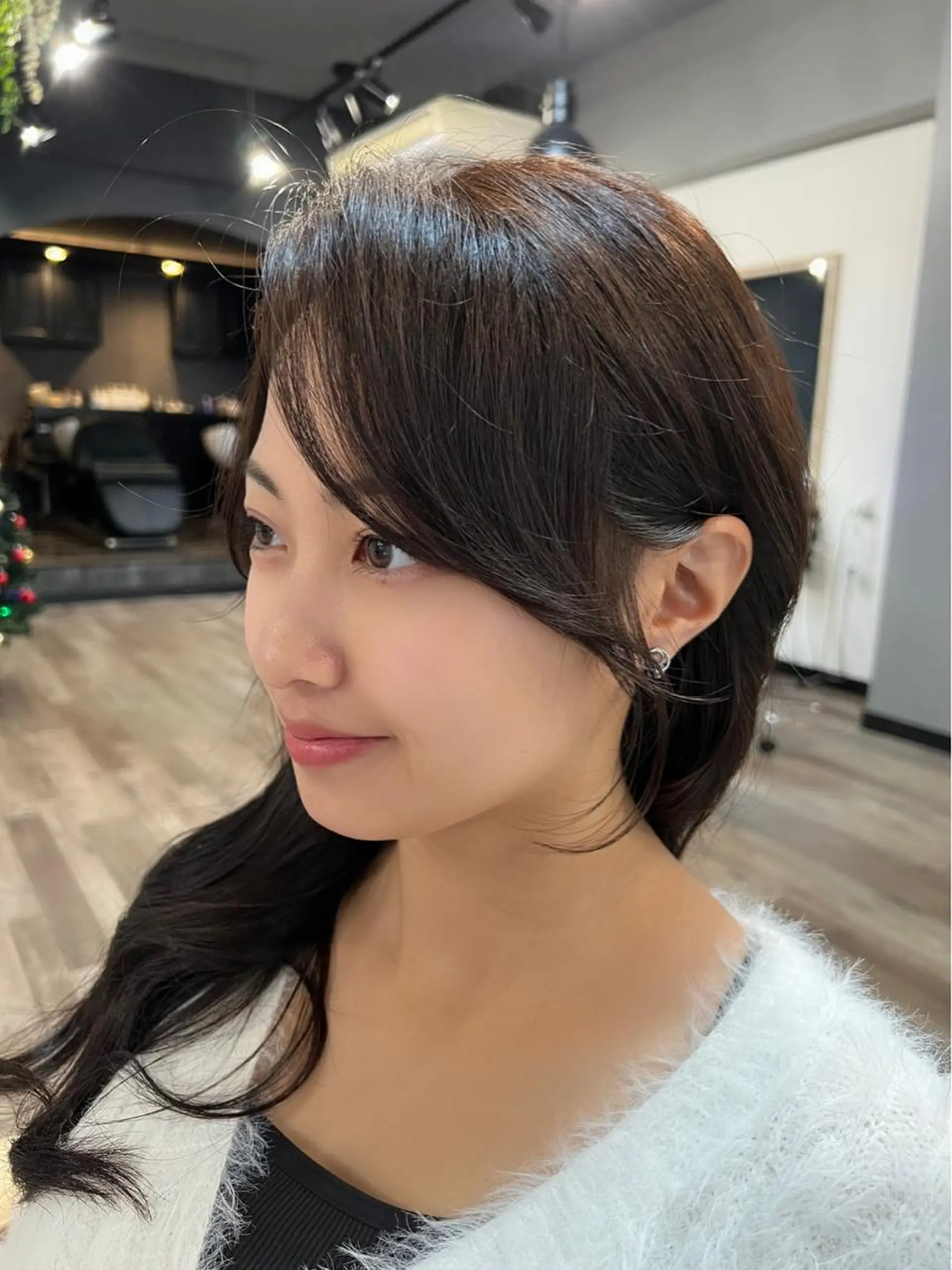 ロング カット ヘアカラー トリートメント 安井 貞好のヘアスタイル