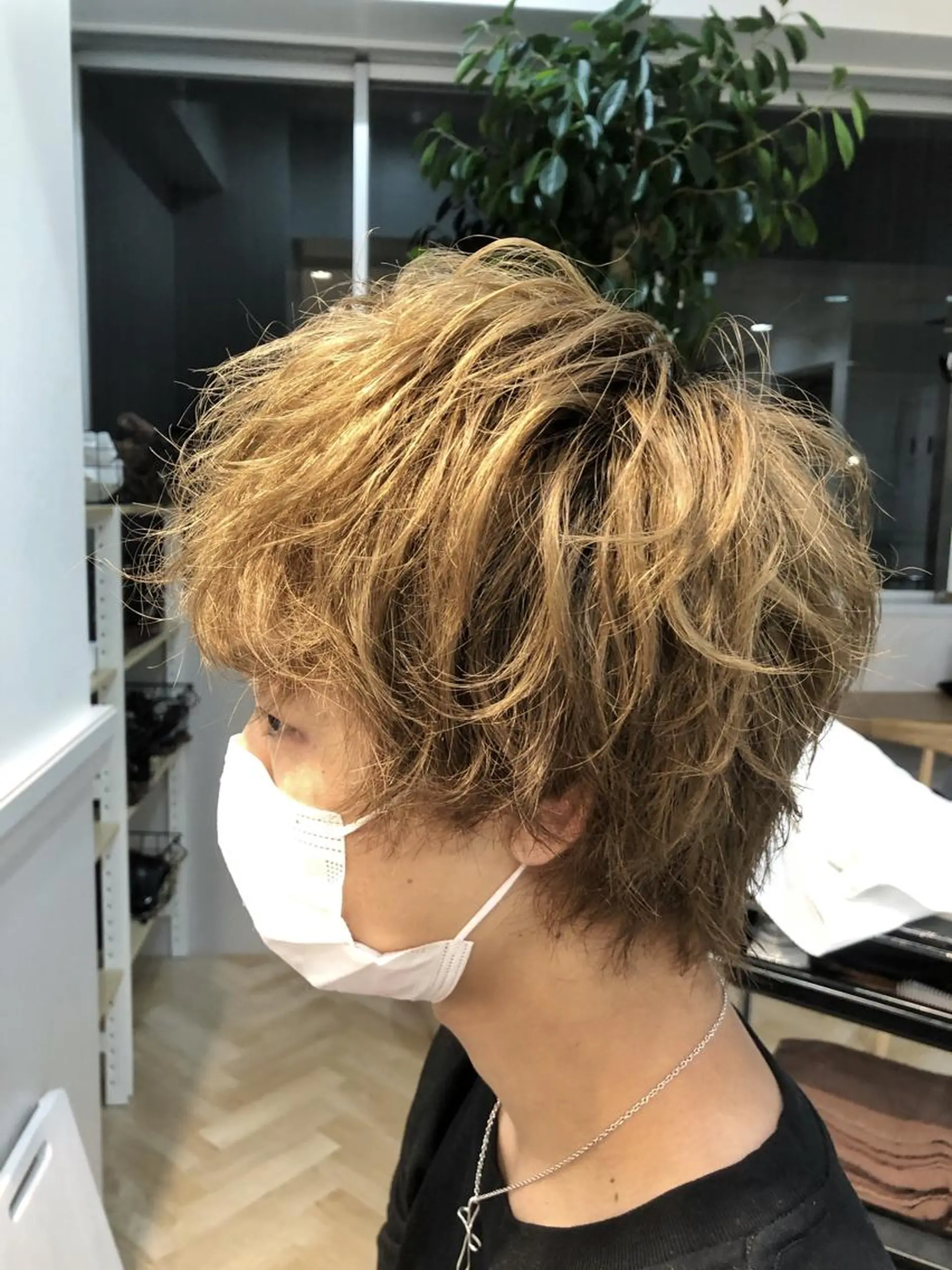 カラー 木下英治/ウルフ ボブ/銀座ショートのヘアスタイル