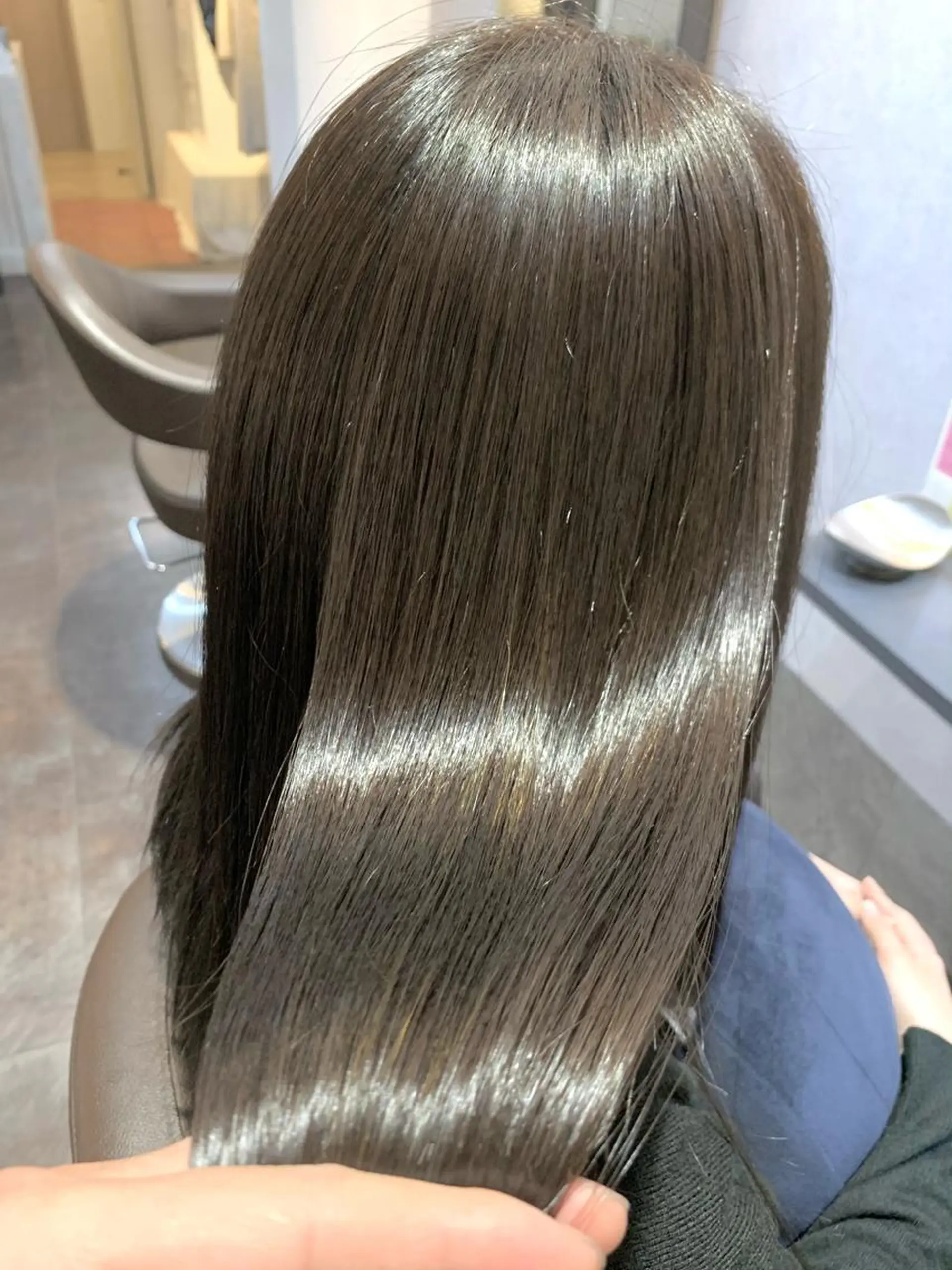 セミロング トリートメント カット ヘアカラー 縮毛矯正 トリートメント eyl〜エイル〜所属・💎赤み消しカラー 特化型デザイナー💎のヘアスタイル