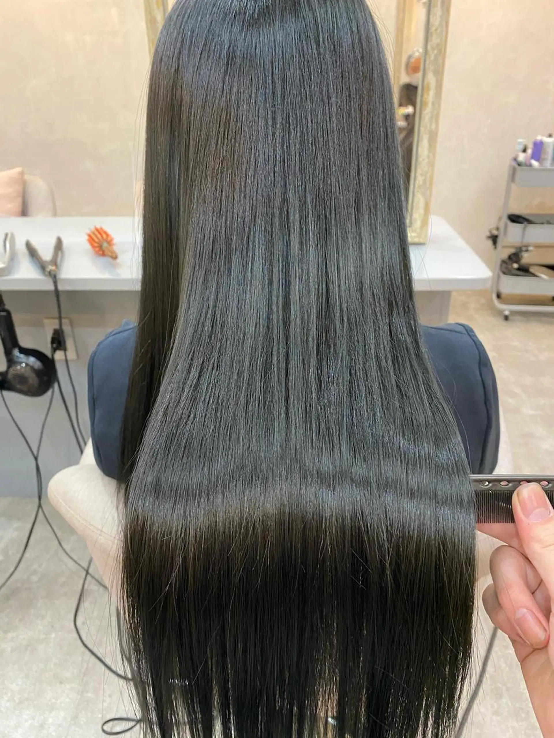 ロング カラー カット ヘアカラー トリートメント 縮毛矯正・髪質改善 人気No1🩶北島のヘアスタイル