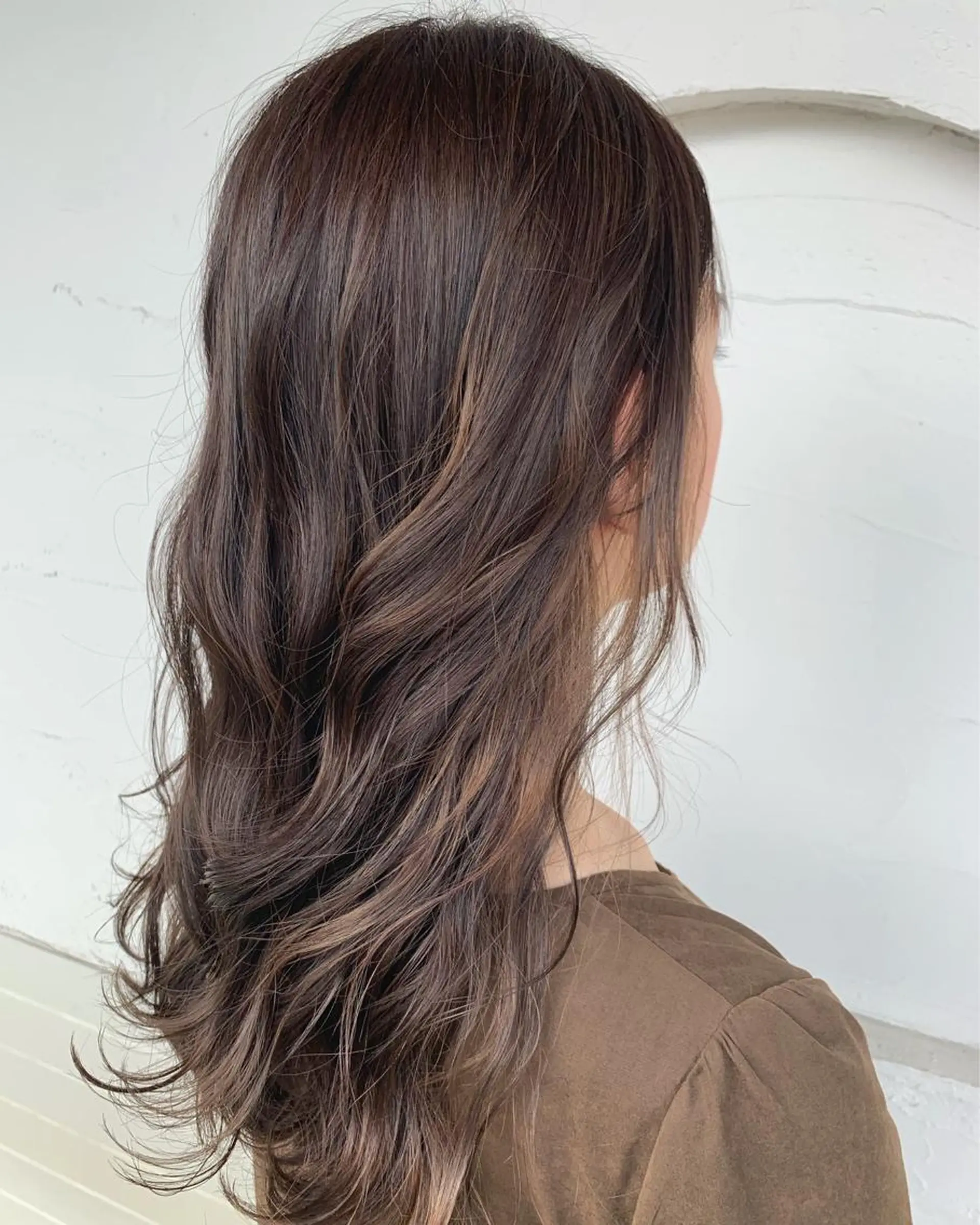 ロング 小笠原 菜緒のヘアスタイル